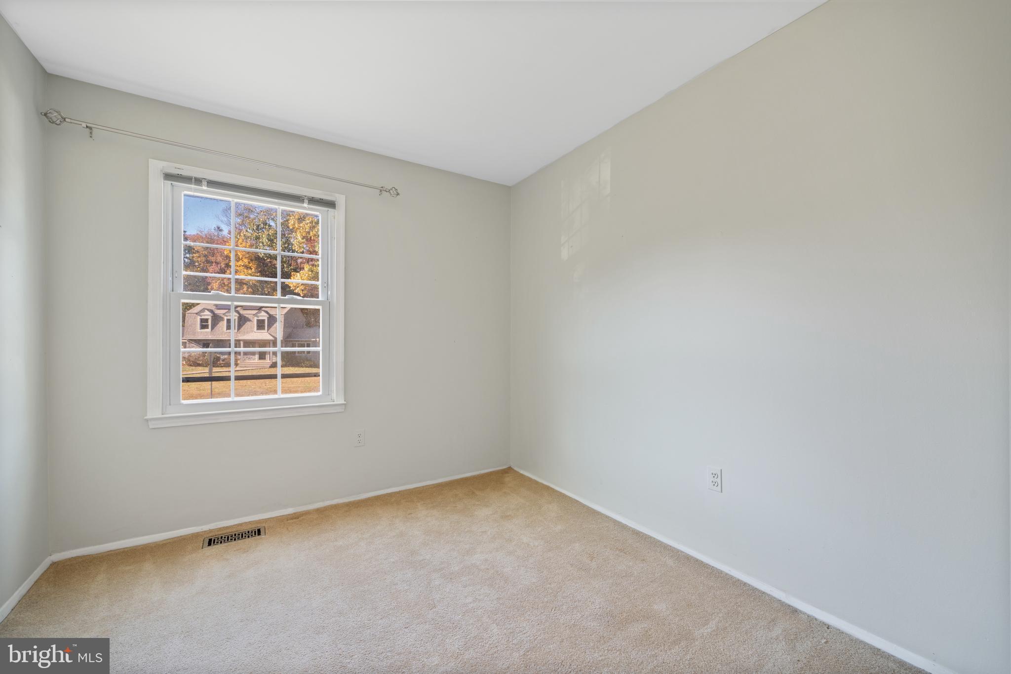 STRATTON WOODS - Residential