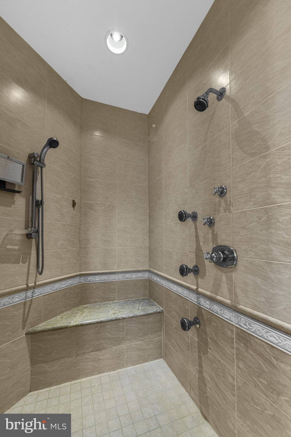 GREEN VALLEY HGHTS - Residential