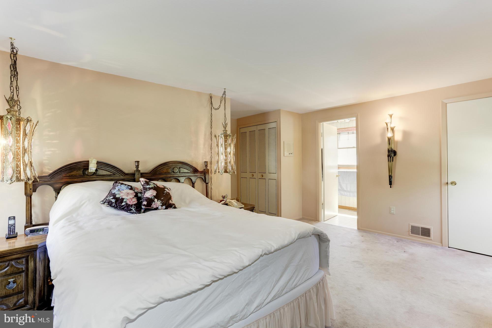 POINTER RIDGE - Residential