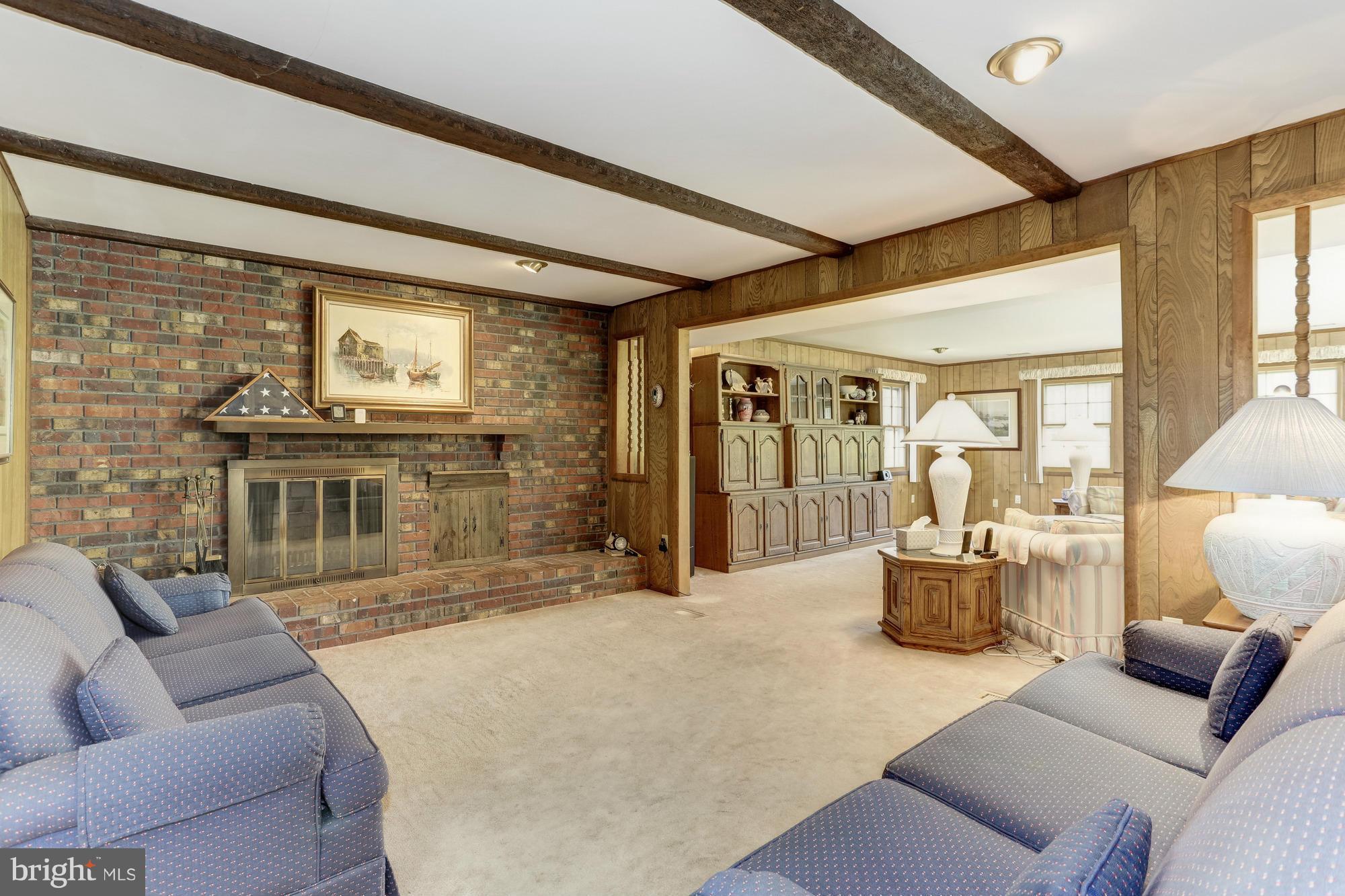 POINTER RIDGE - Residential