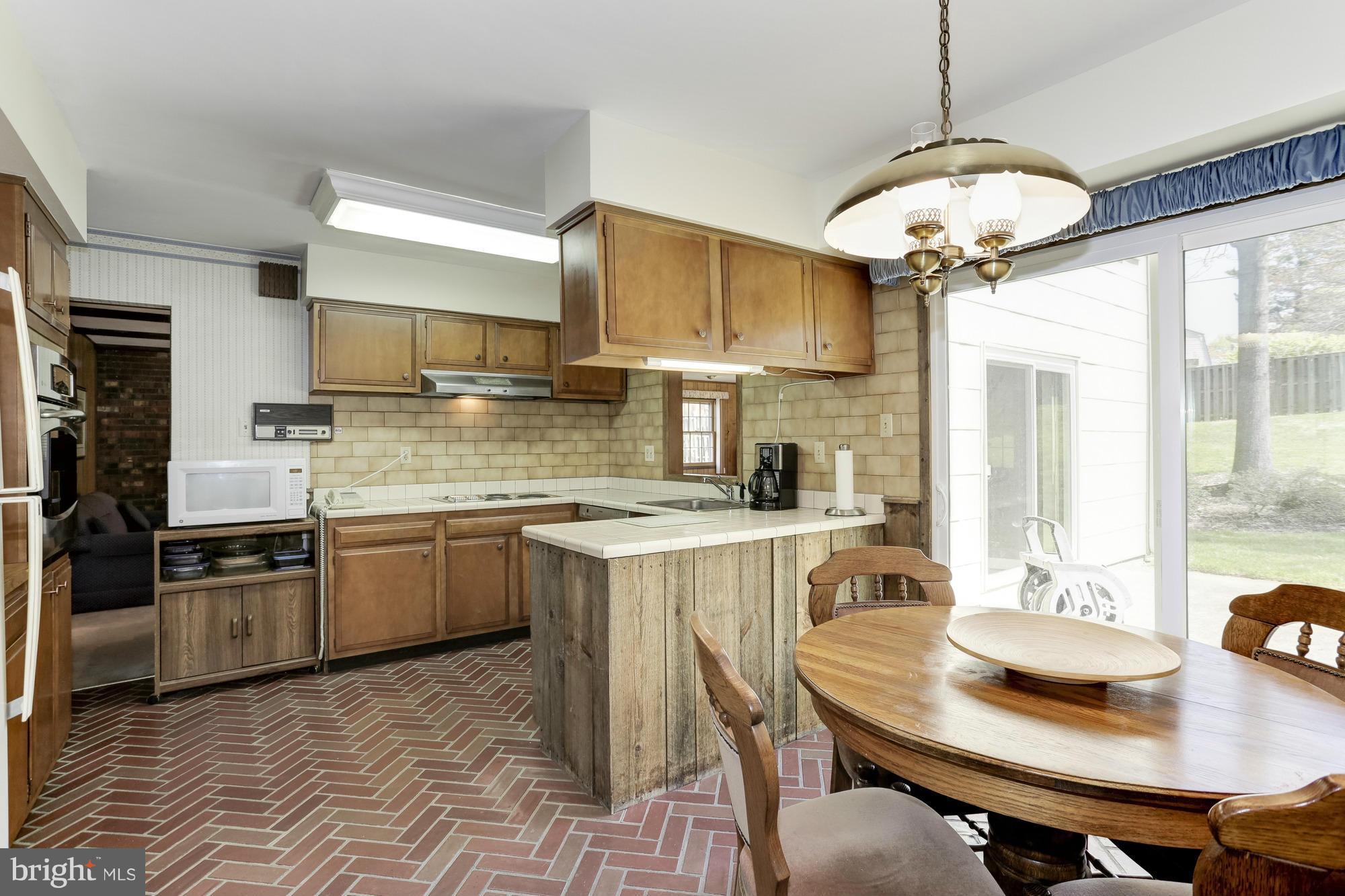 POINTER RIDGE - Residential