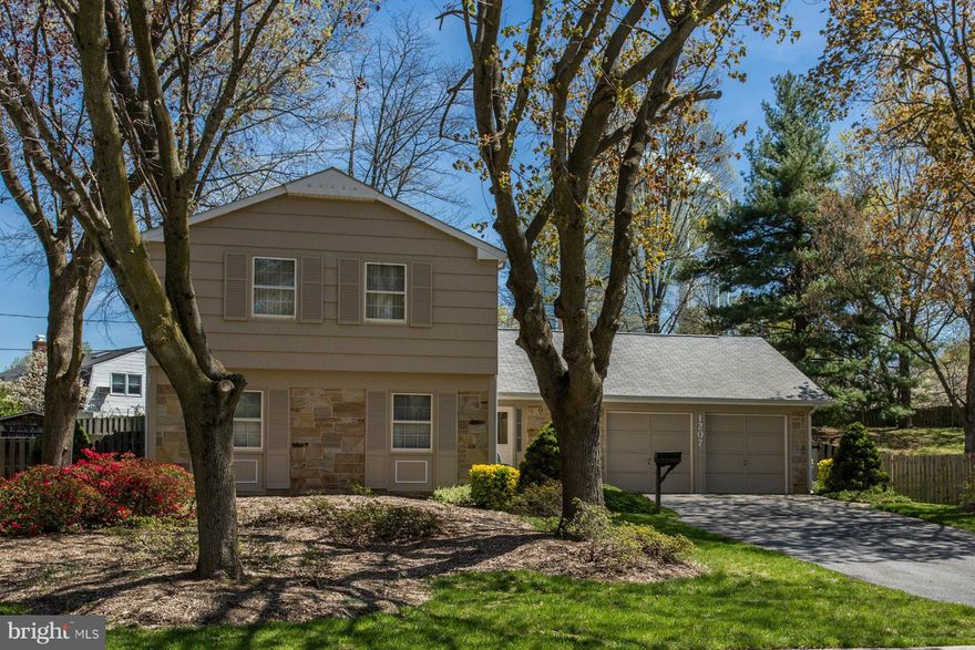 $10k price reduction! Over 3000sf of meticulously maintained living space, lives like 3 levels. Huge two-story addition includes a spacious family room & 5th bedroom. Things you will love - generous bedrooms w/ large closets, 2nd floor laundry rm, large pantry, large backyard, 2-car garage w/ tons of storage. Wonderful indoor & outdoor entertaining space.