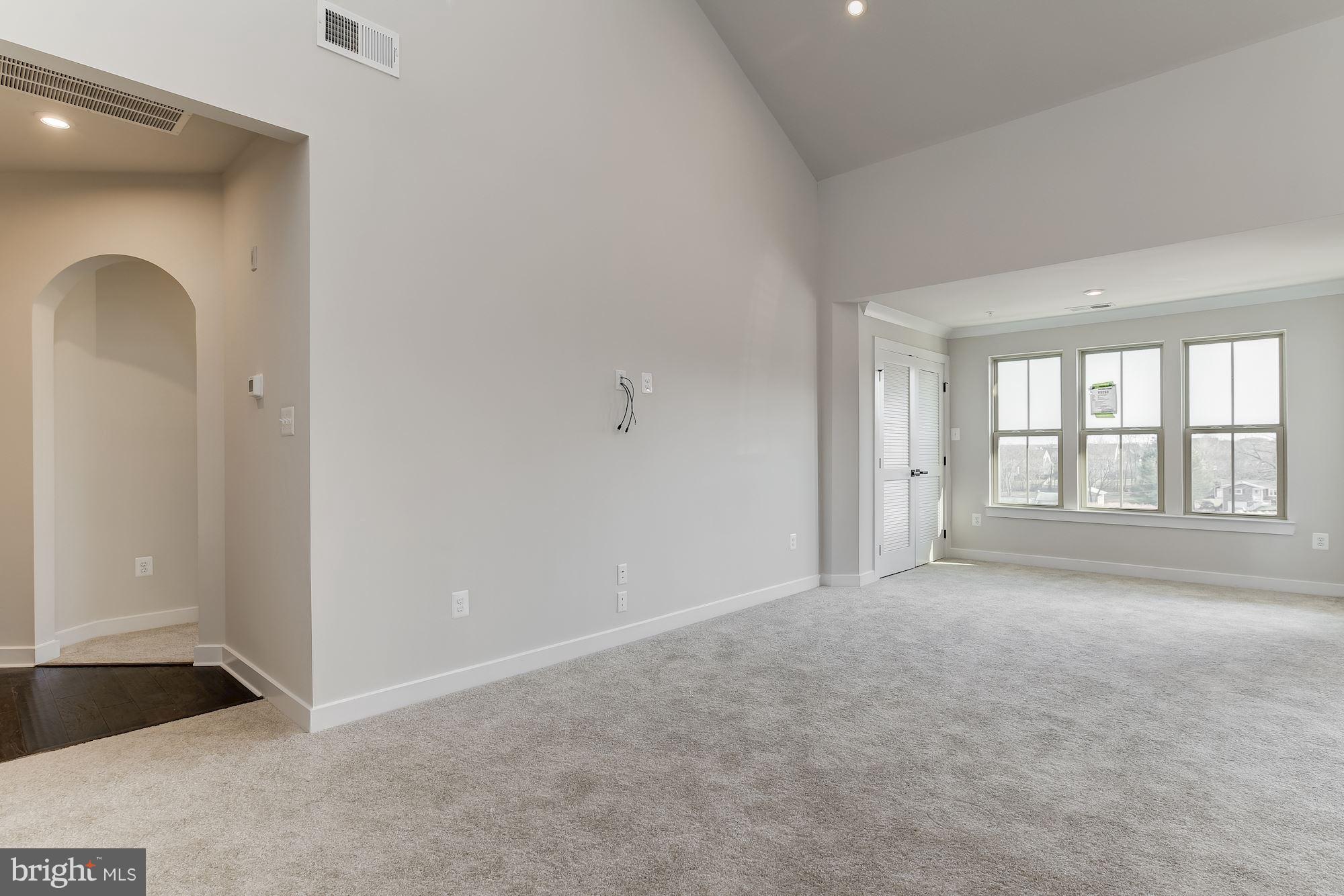 LAKE LINGANORE OAKDALE - Residential