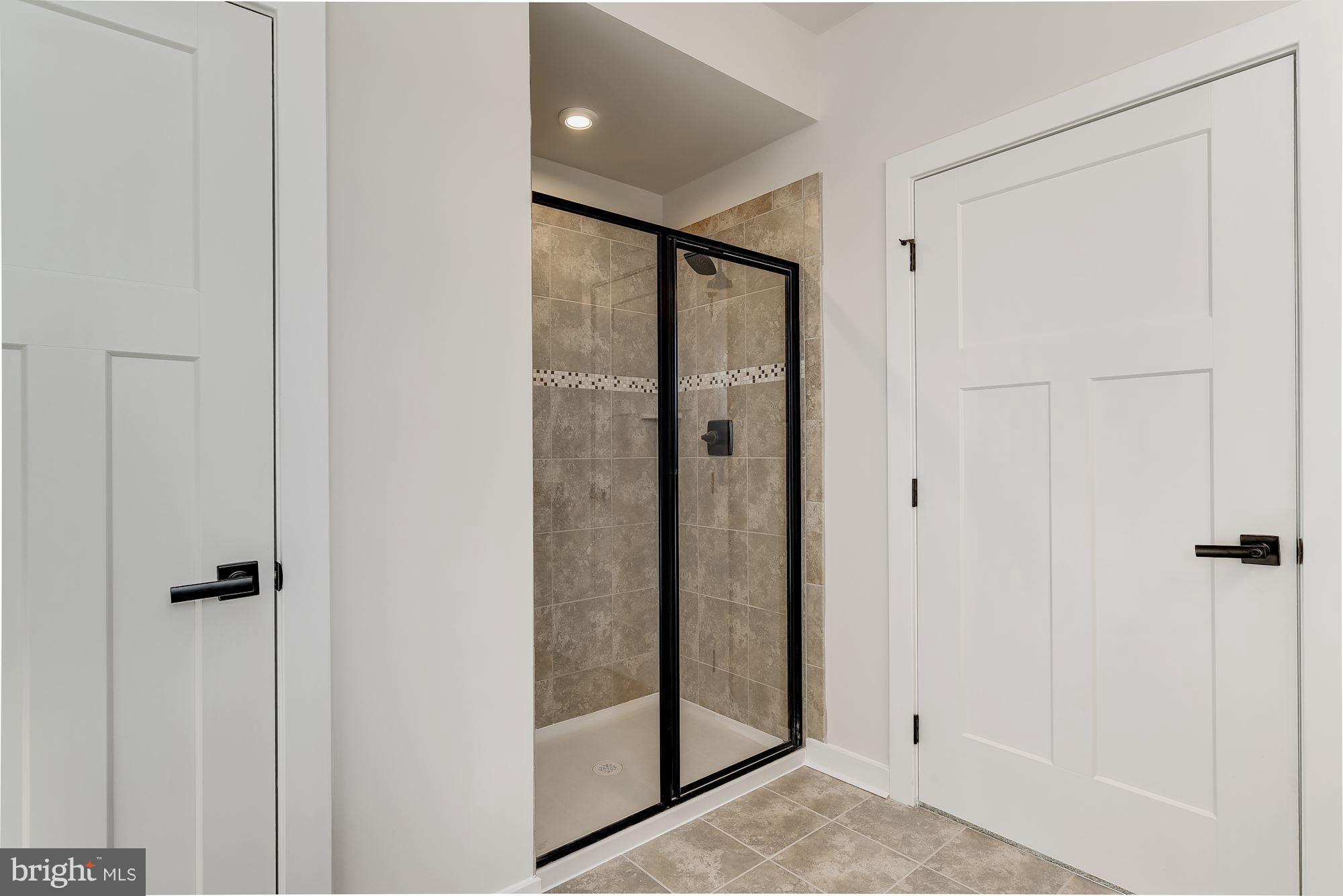 LAKE LINGANORE OAKDALE - Residential