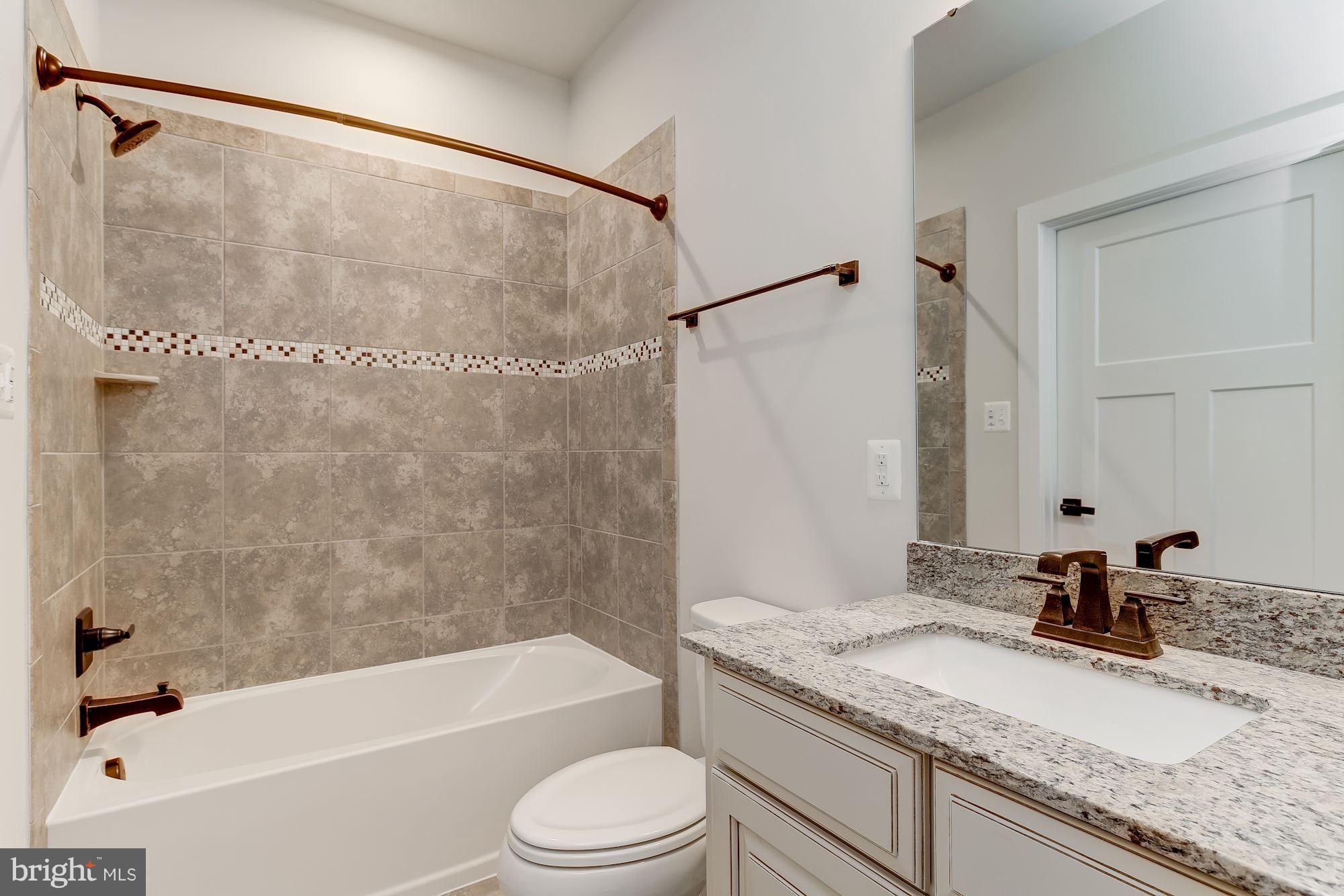 LAKE LINGANORE OAKDALE - Residential