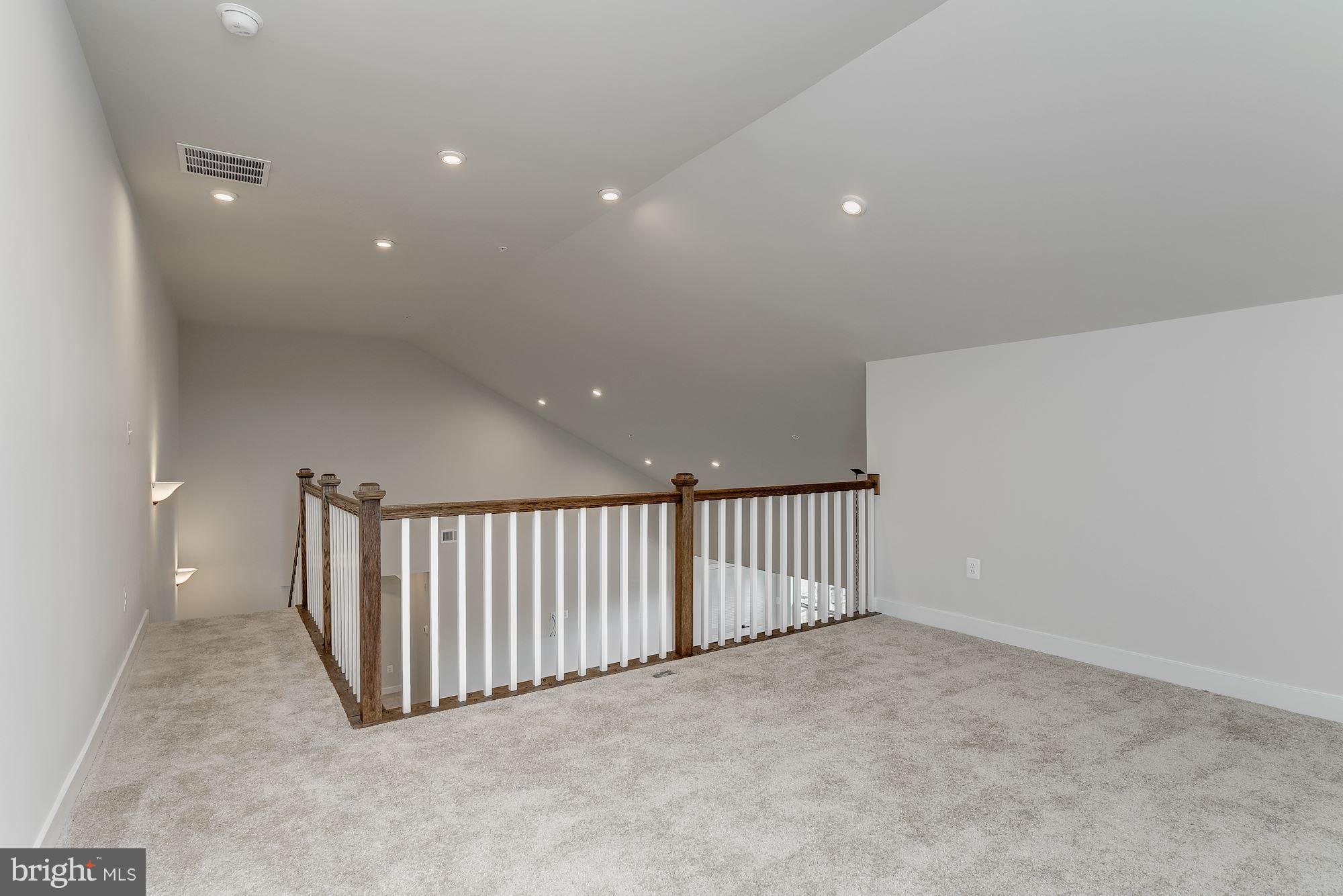 LAKE LINGANORE OAKDALE - Residential