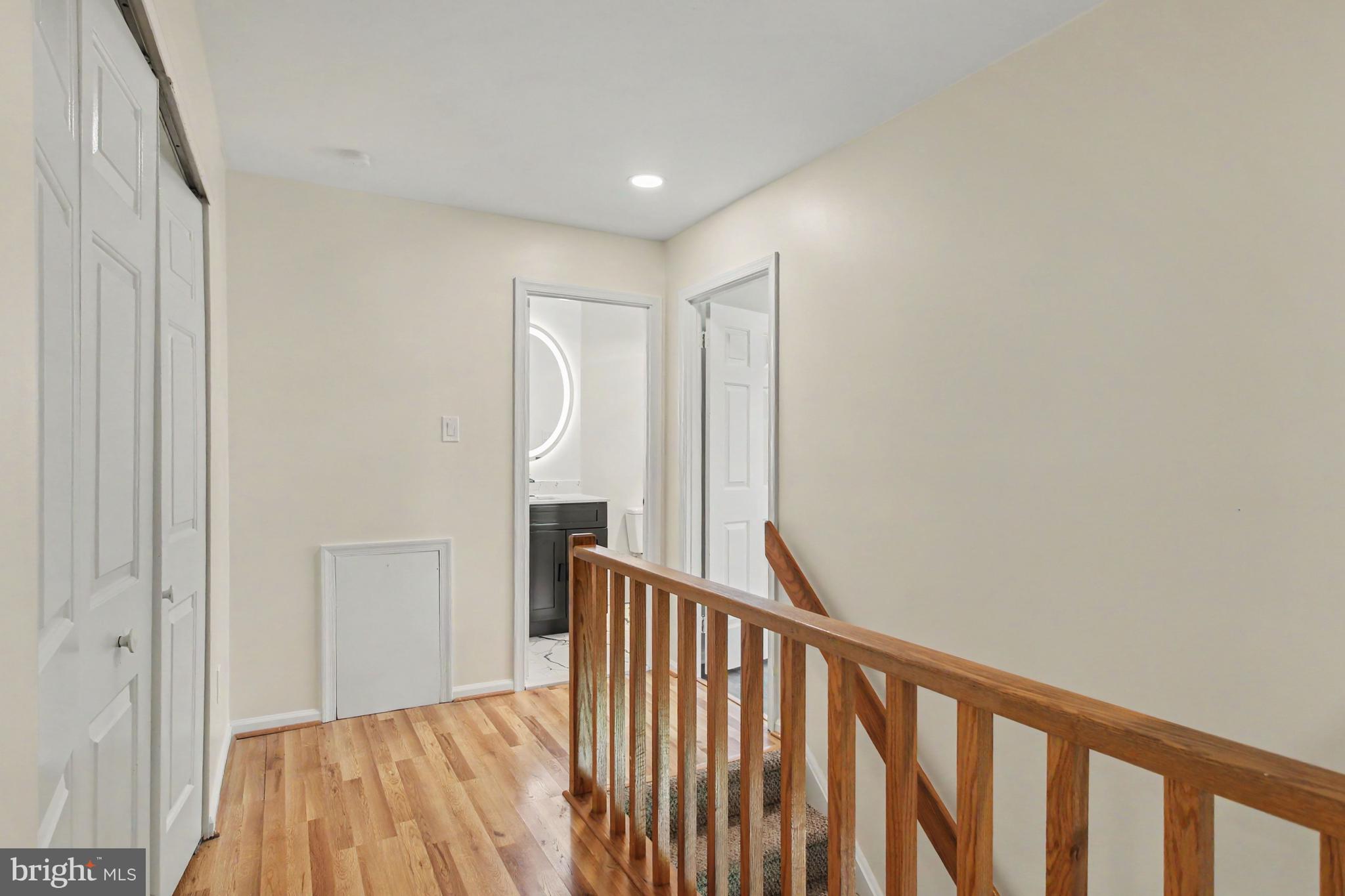 YARDLEY CORNERS - Residential