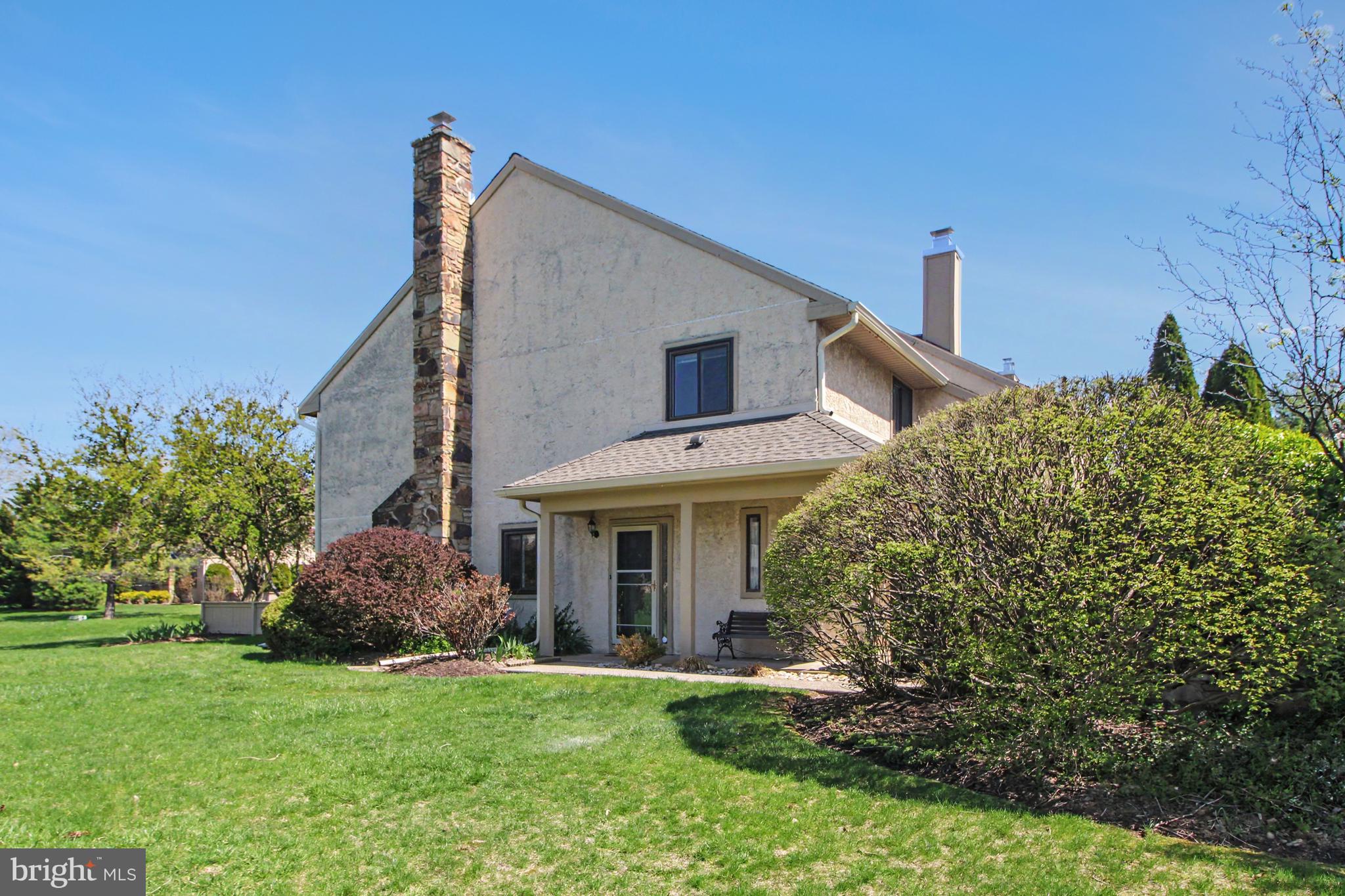 YARDLEY CORNERS - Residential