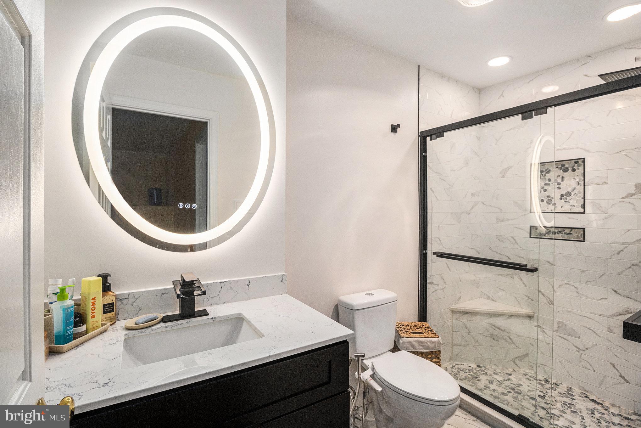 YARDLEY CORNERS - Residential