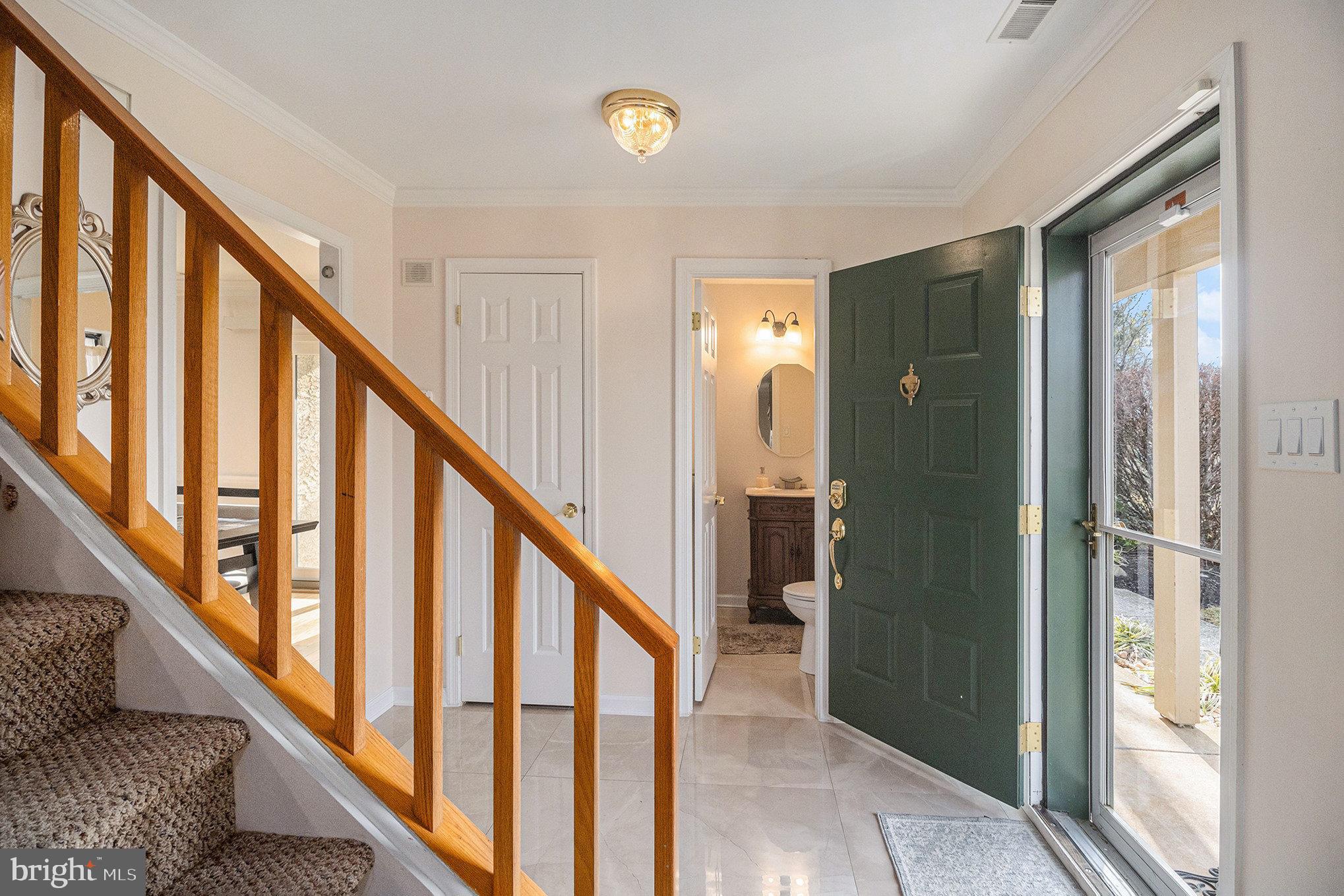 YARDLEY CORNERS - Residential