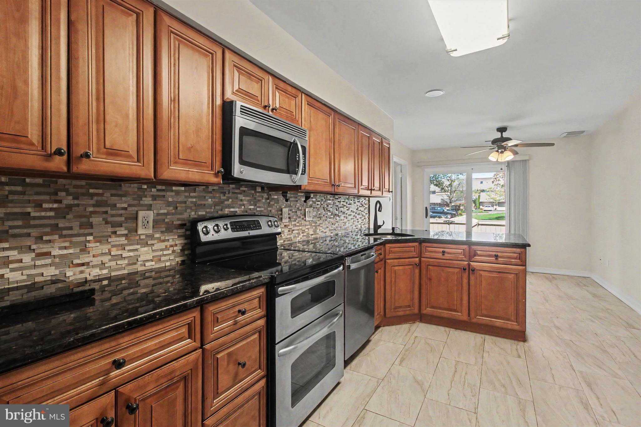 YARDLEY CORNERS - Residential