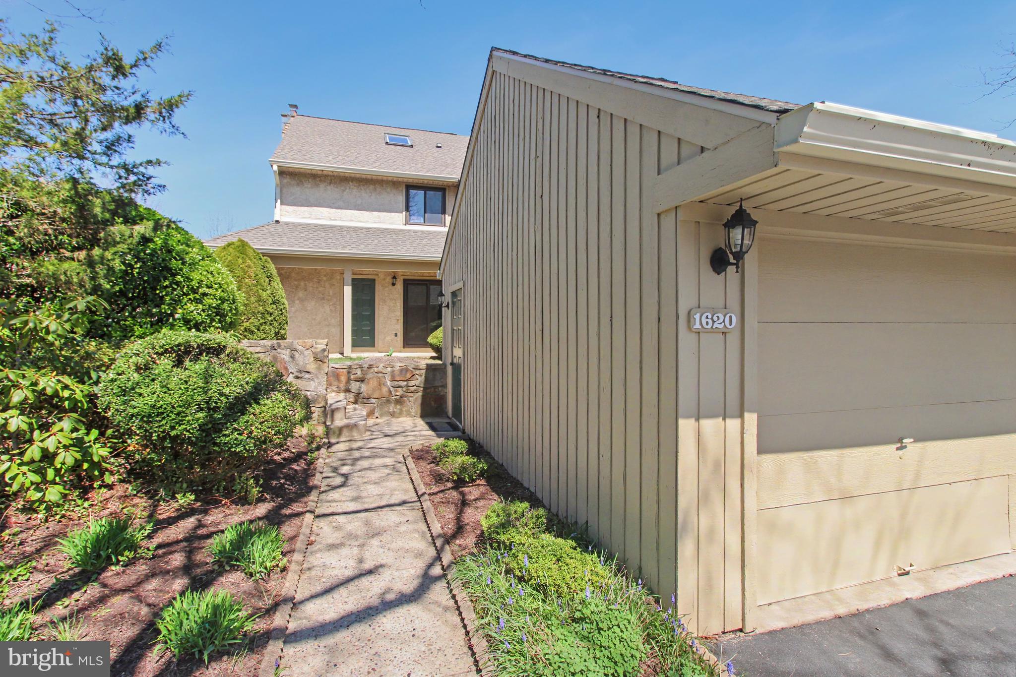 YARDLEY CORNERS - Residential