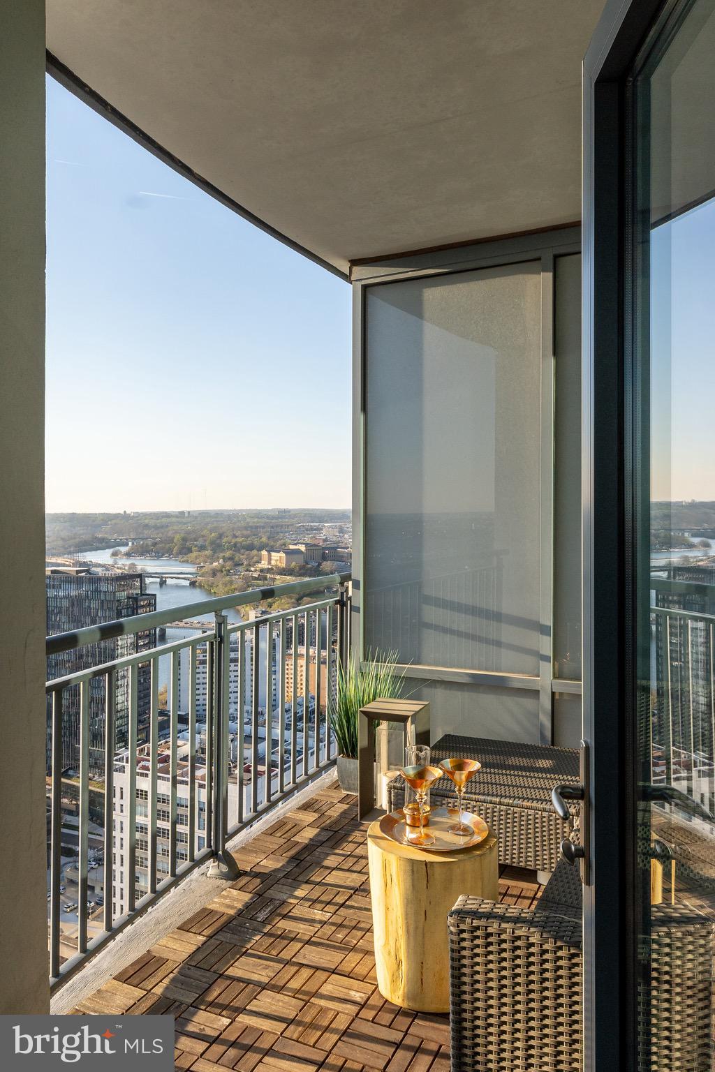 CENTER CITY - Residential