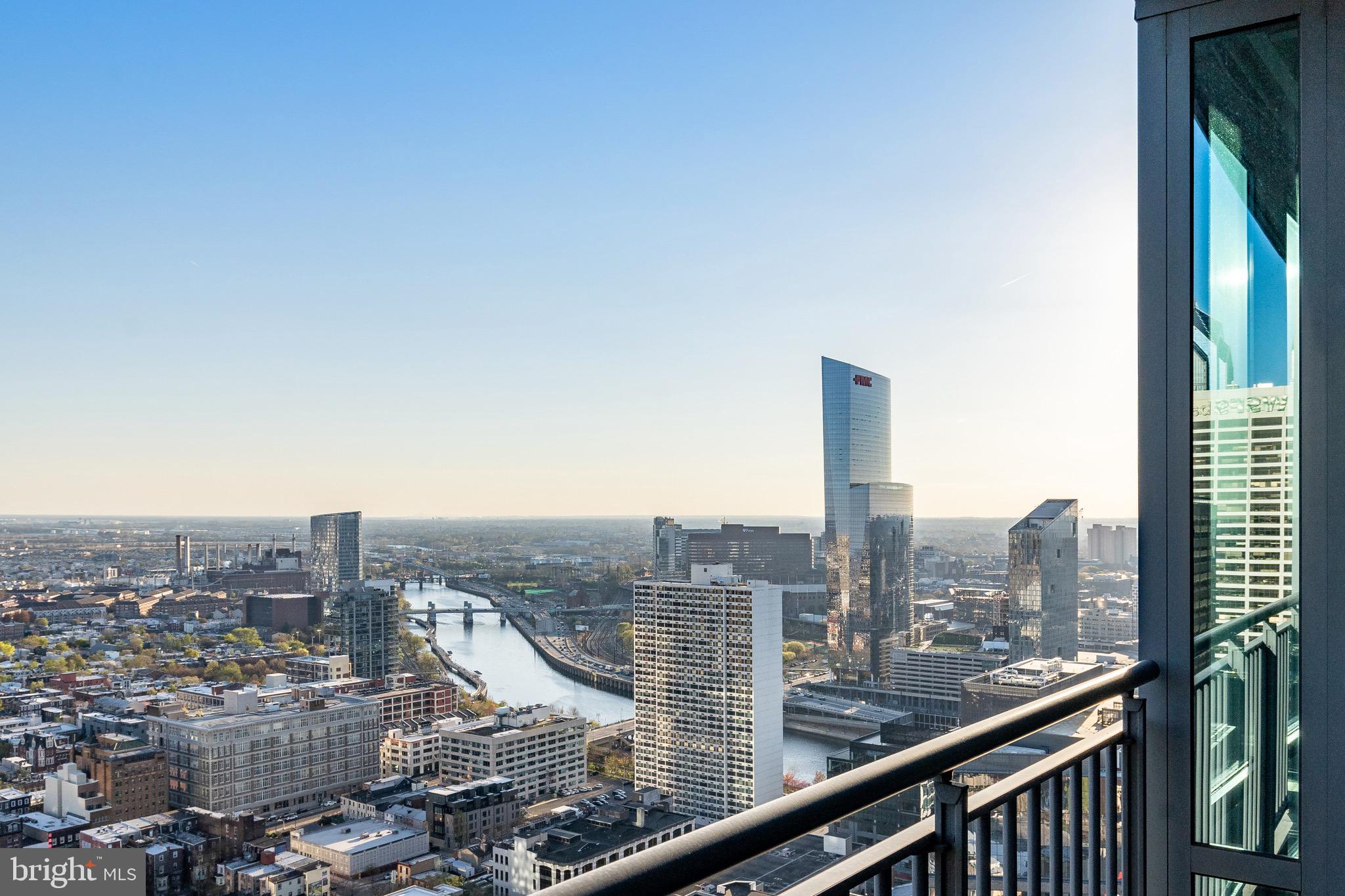 CENTER CITY - Residential