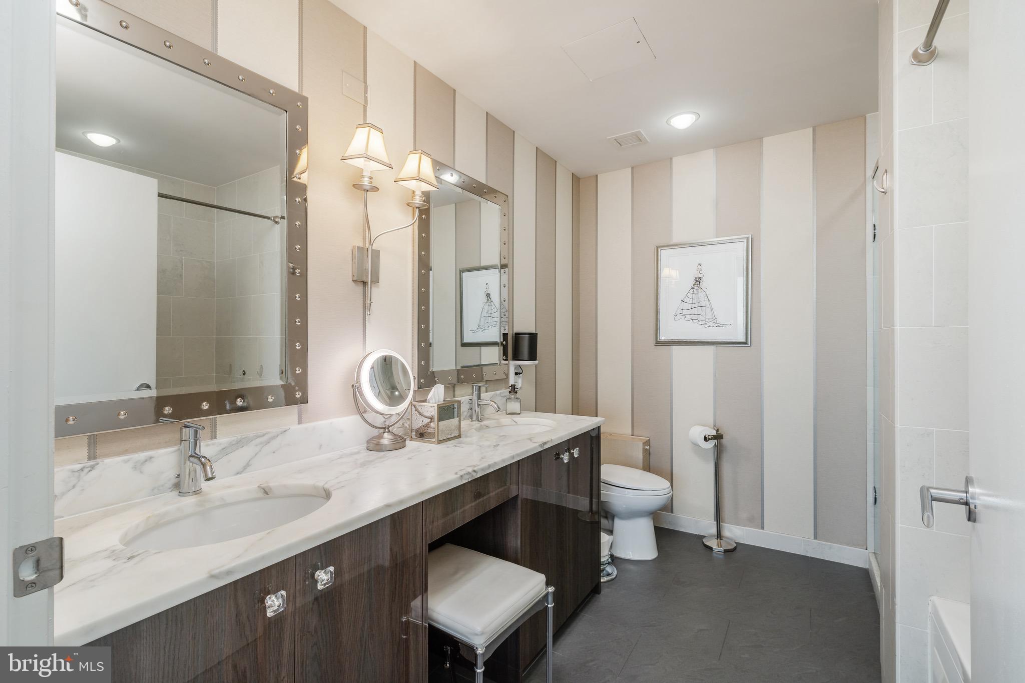 CENTER CITY - Residential