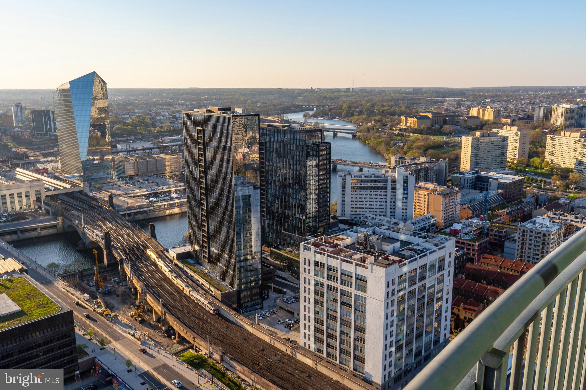 CENTER CITY - Residential
