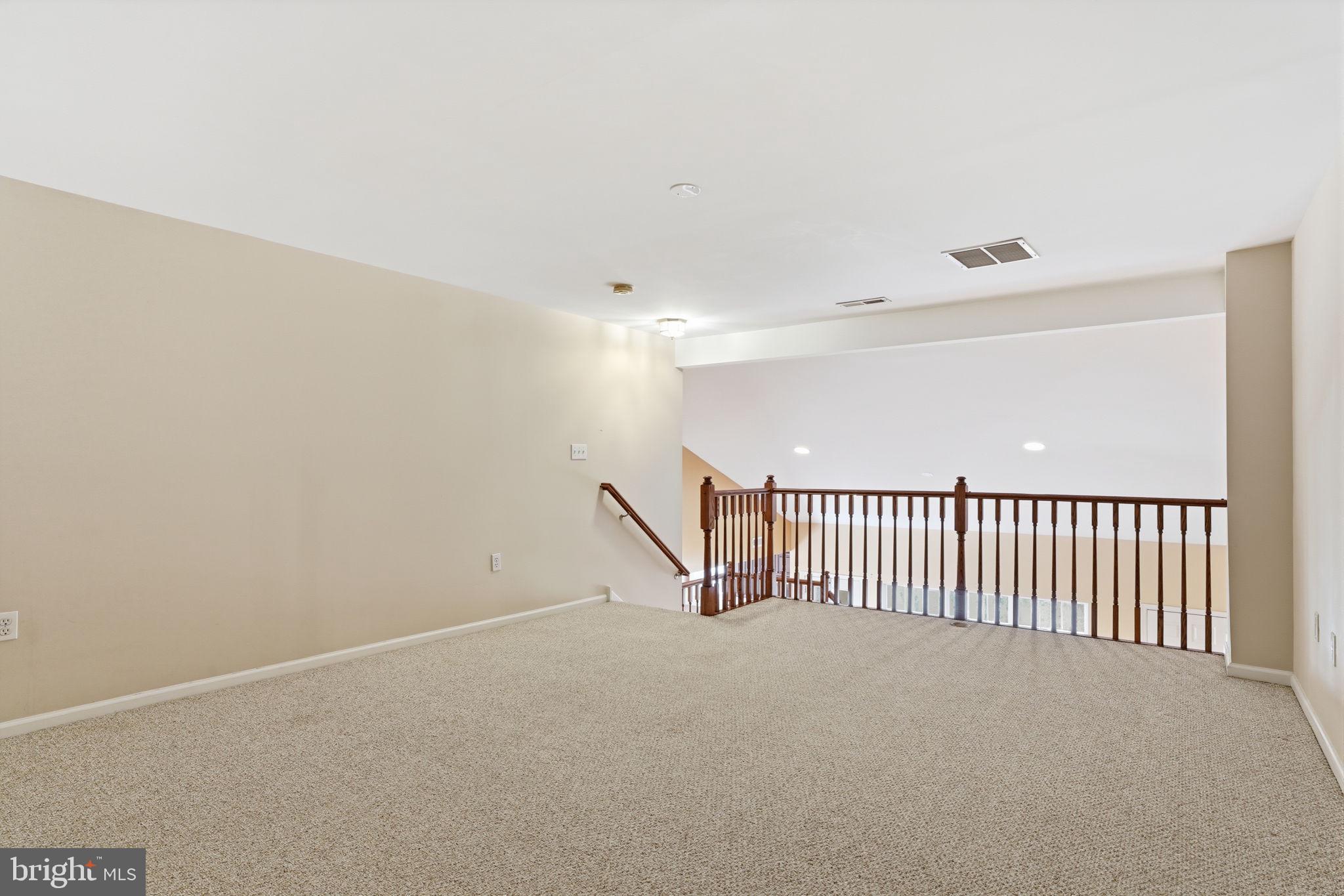 SOMERTON - Residential