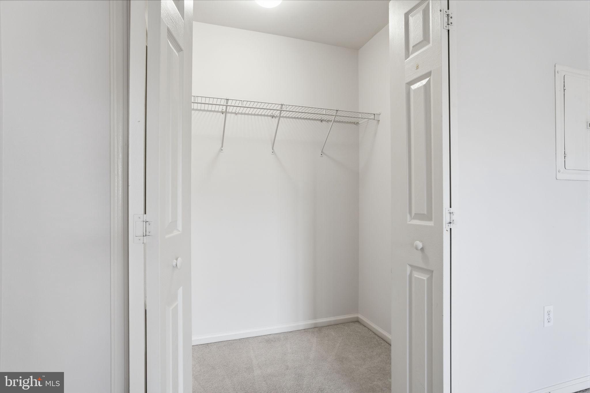 SOMERTON - Residential