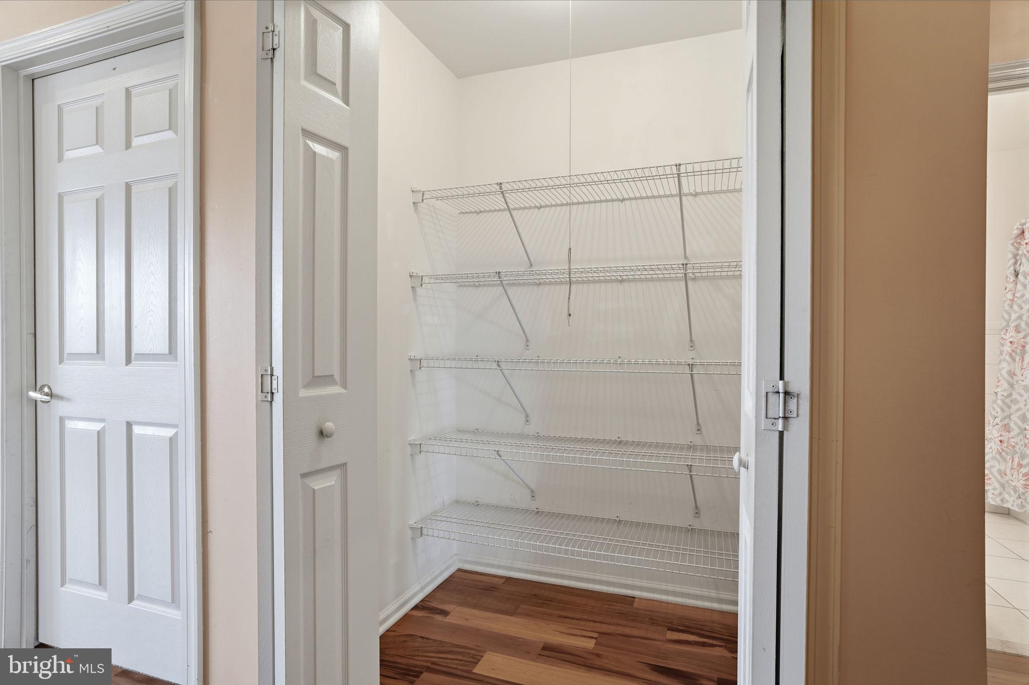 SOMERTON - Residential