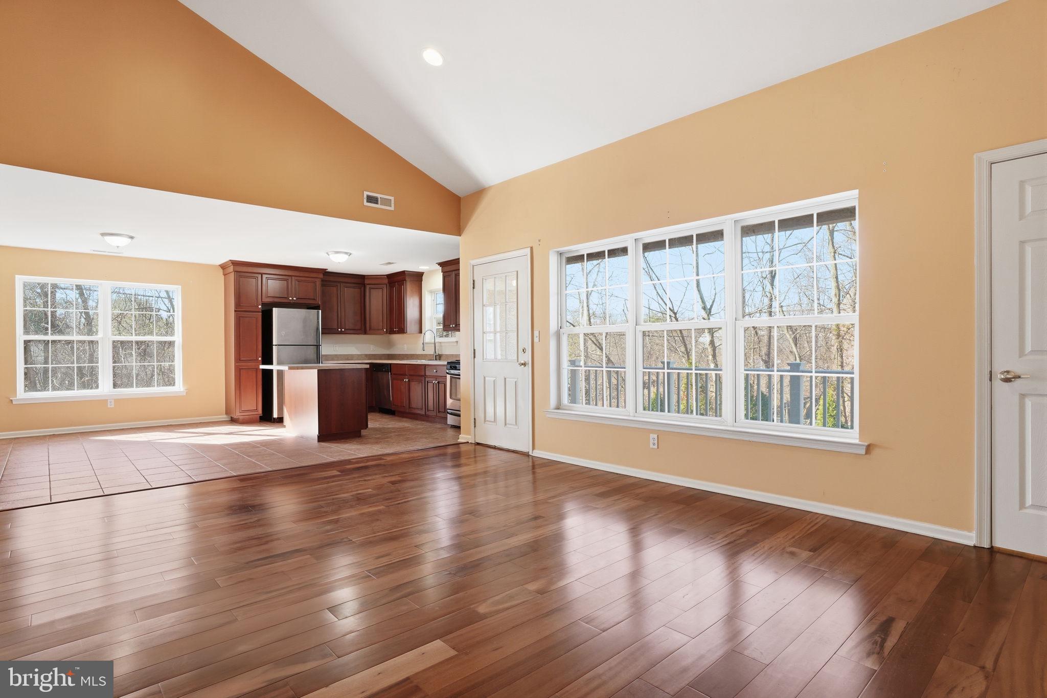 13675 PHILMONT AVENUE 40