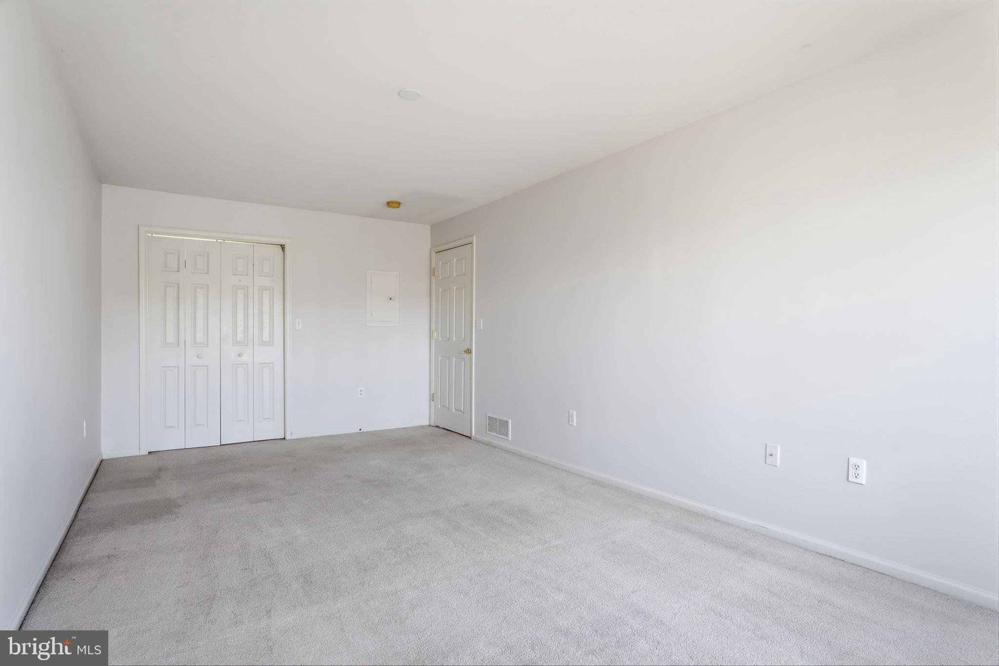 SOMERTON - Residential