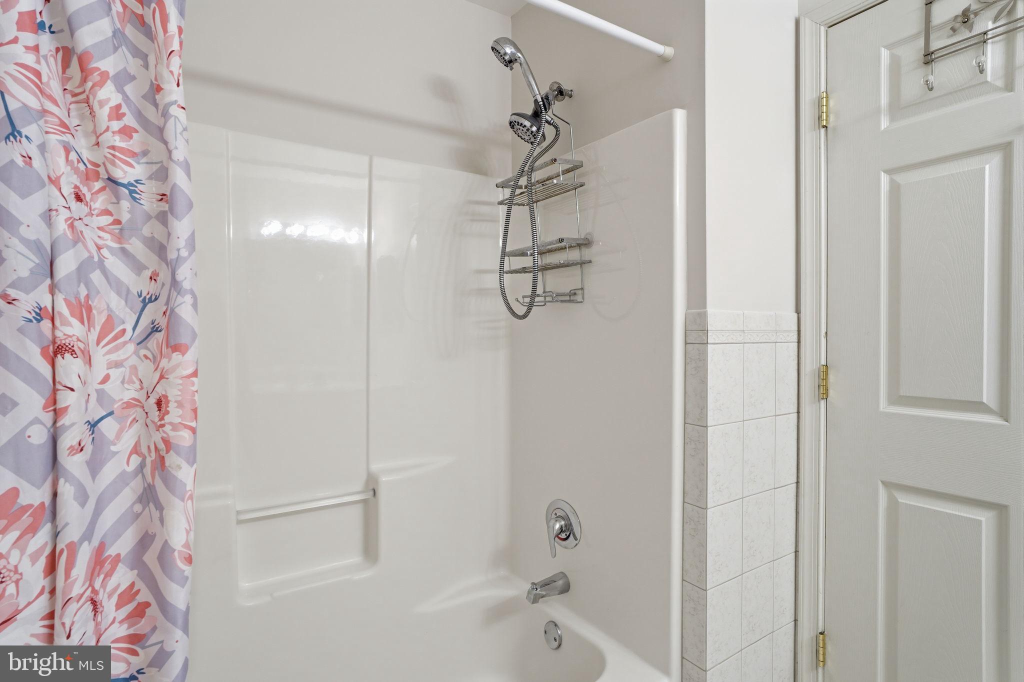 SOMERTON - Residential