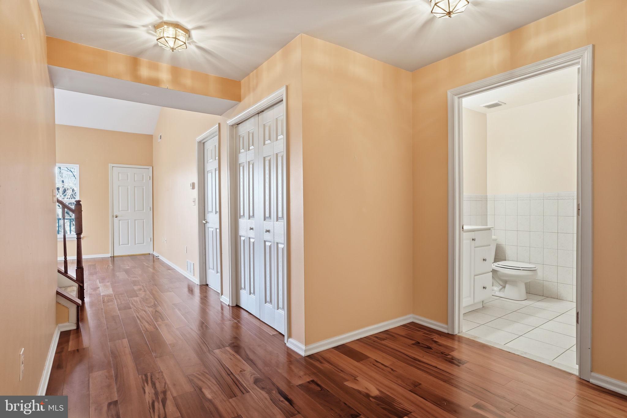 SOMERTON - Residential