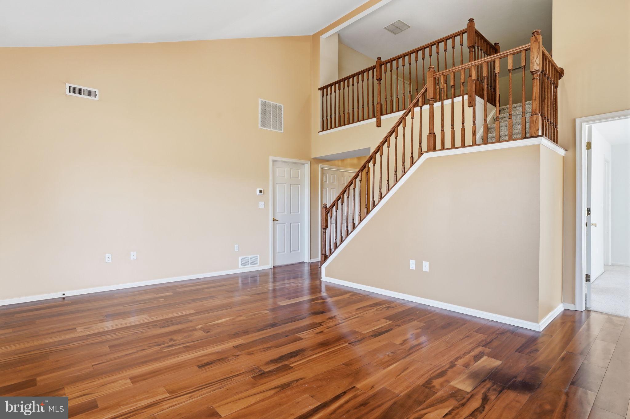 SOMERTON - Residential