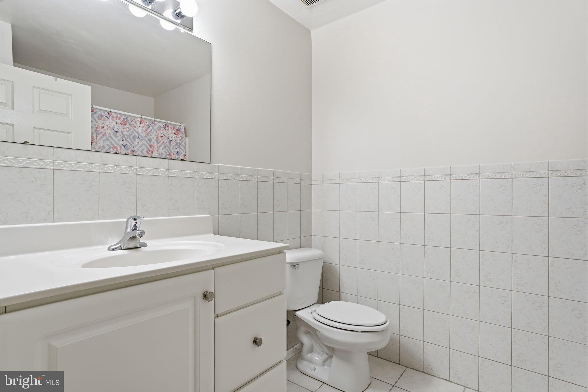 SOMERTON - Residential