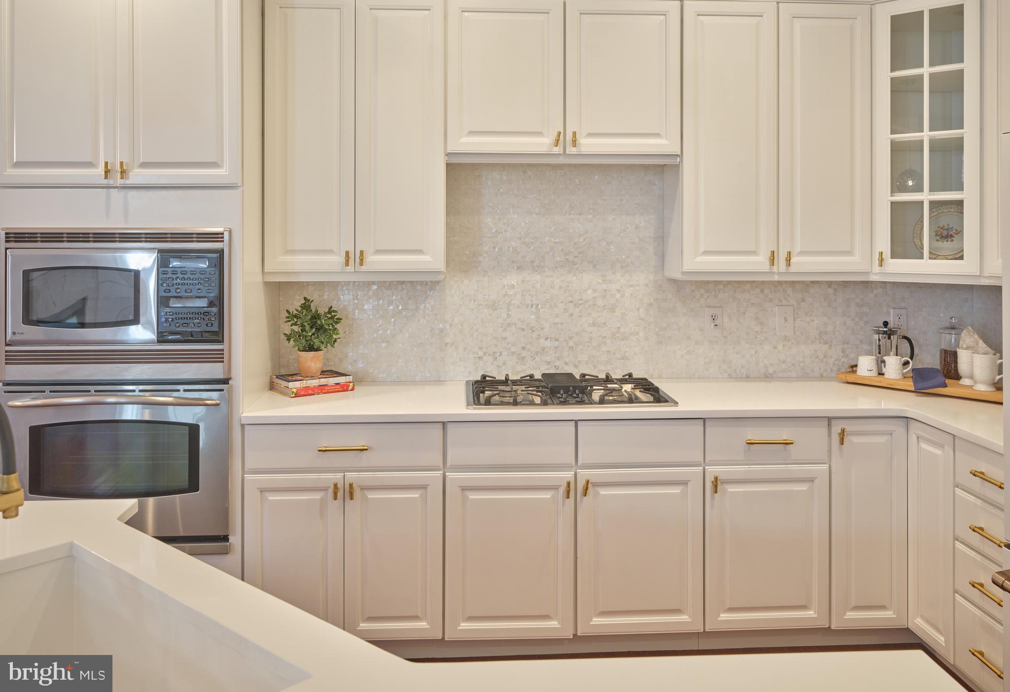 NEWTOWN STATION - Residential