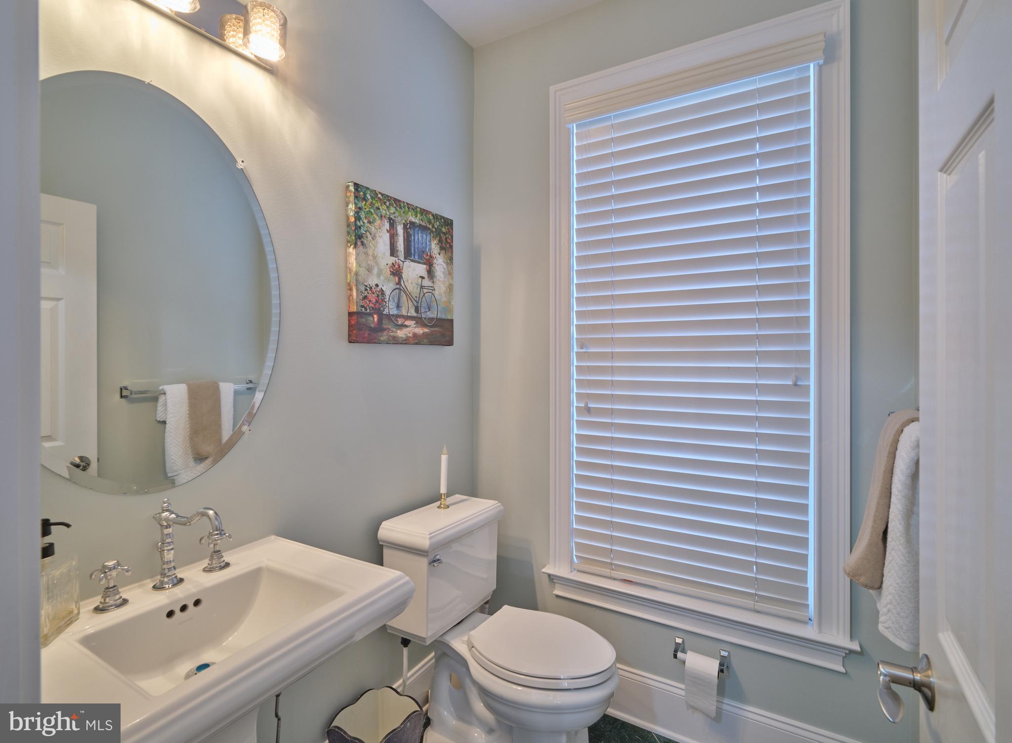 NEWTOWN STATION - Residential