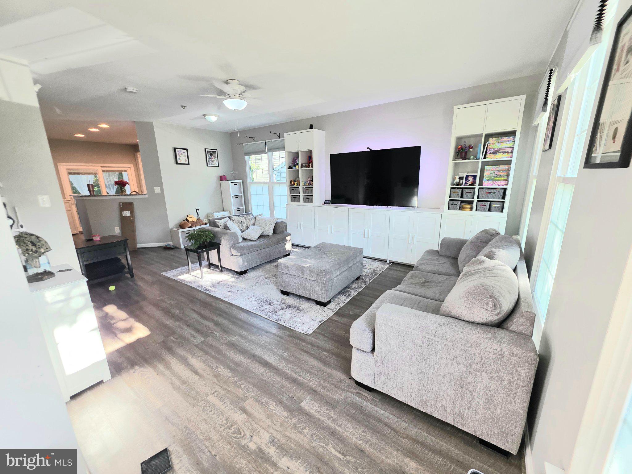 5504 HOBSONS CHOICE LOOP