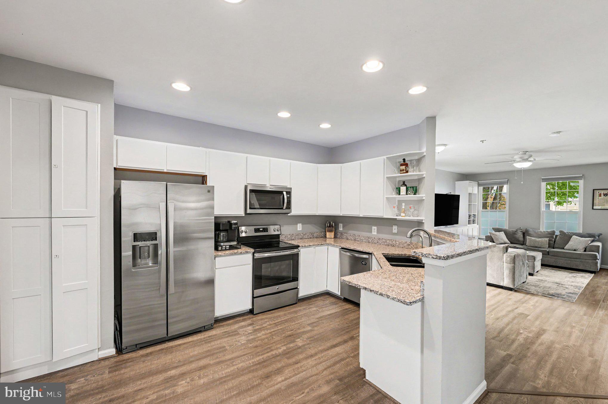 5504 HOBSONS CHOICE LOOP