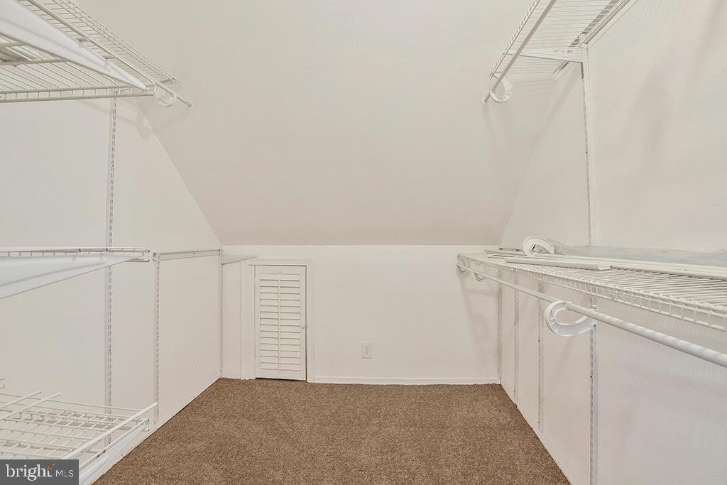 EASTERN TERRACE - Residential