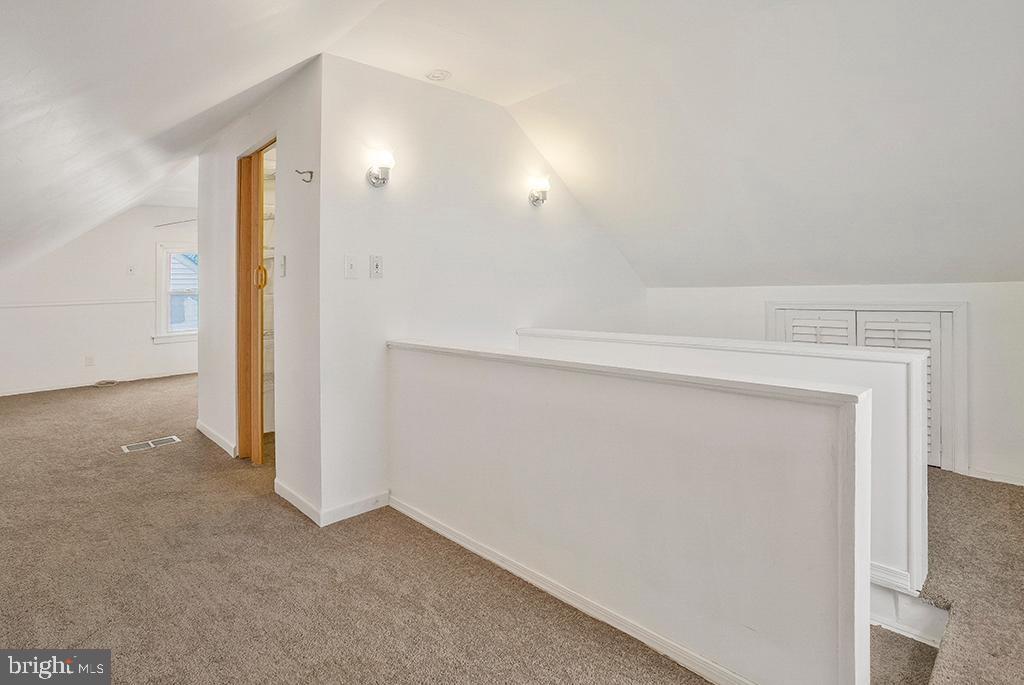 EASTERN TERRACE - Residential