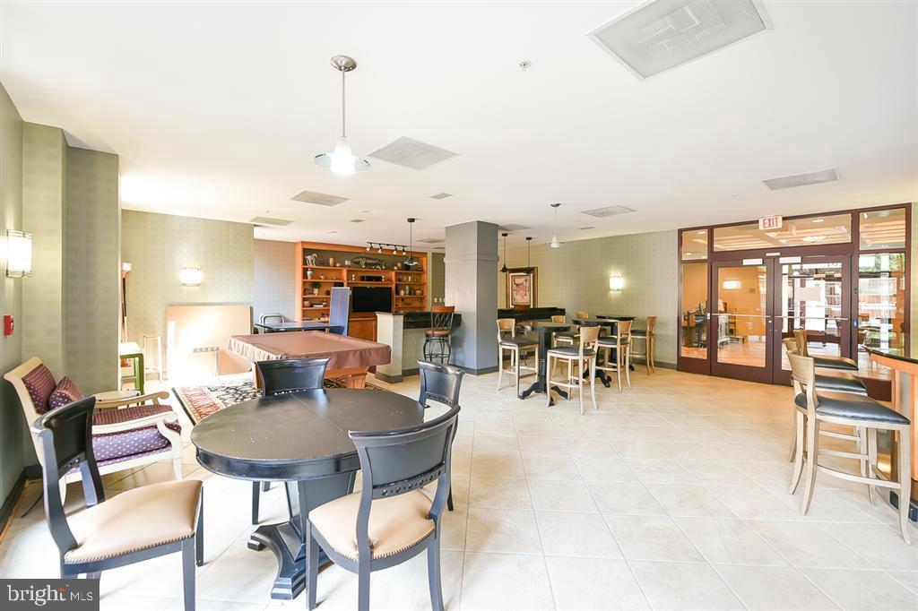 1201 N GARFIELD STREET PH10