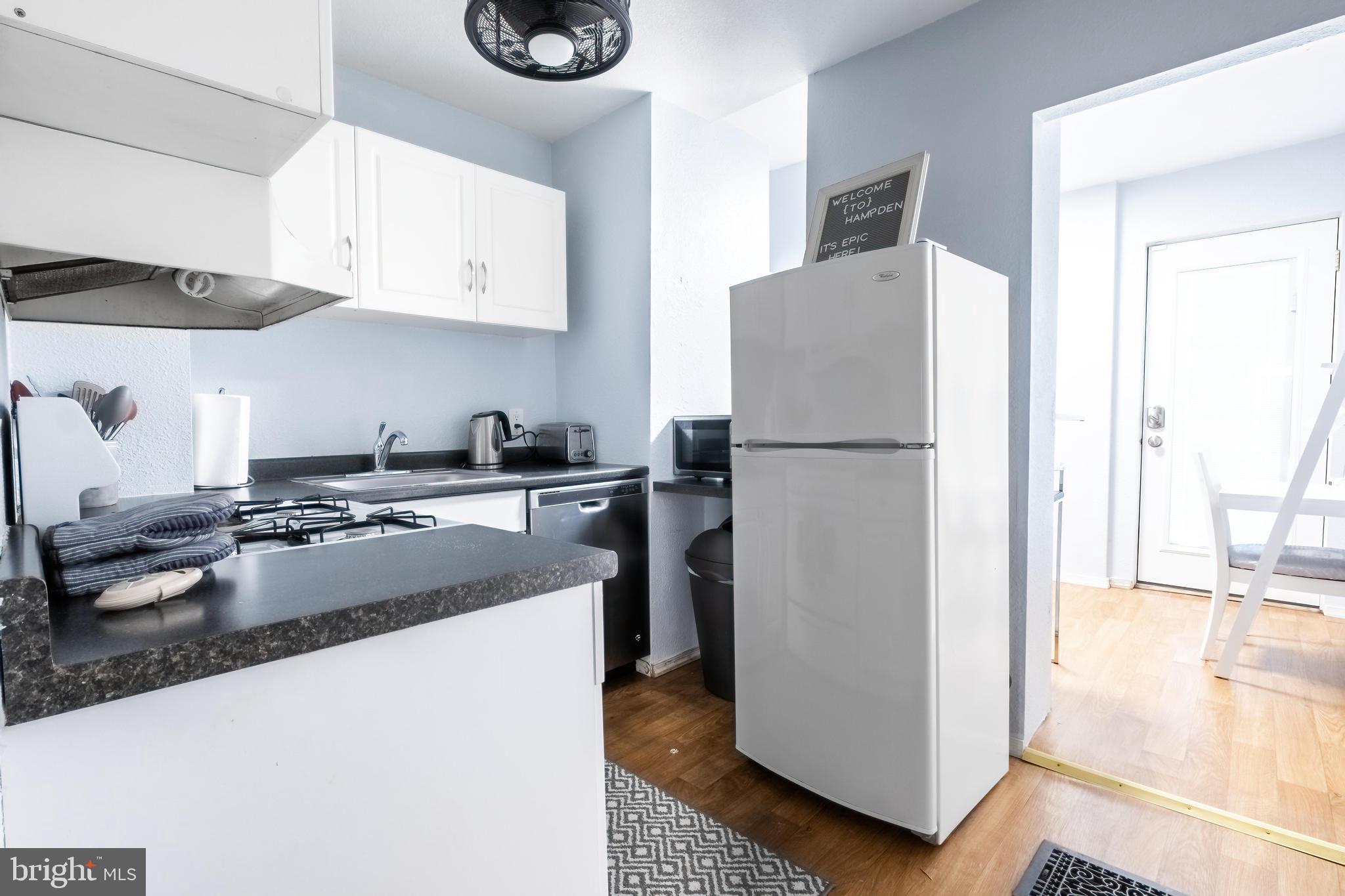 HAMPDEN HISTORIC DISTRICT - Residential Lease