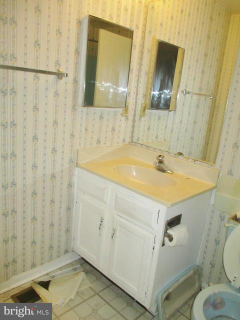 DISCOVERY ACRES - Residential