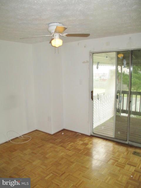 DISCOVERY ACRES - Residential