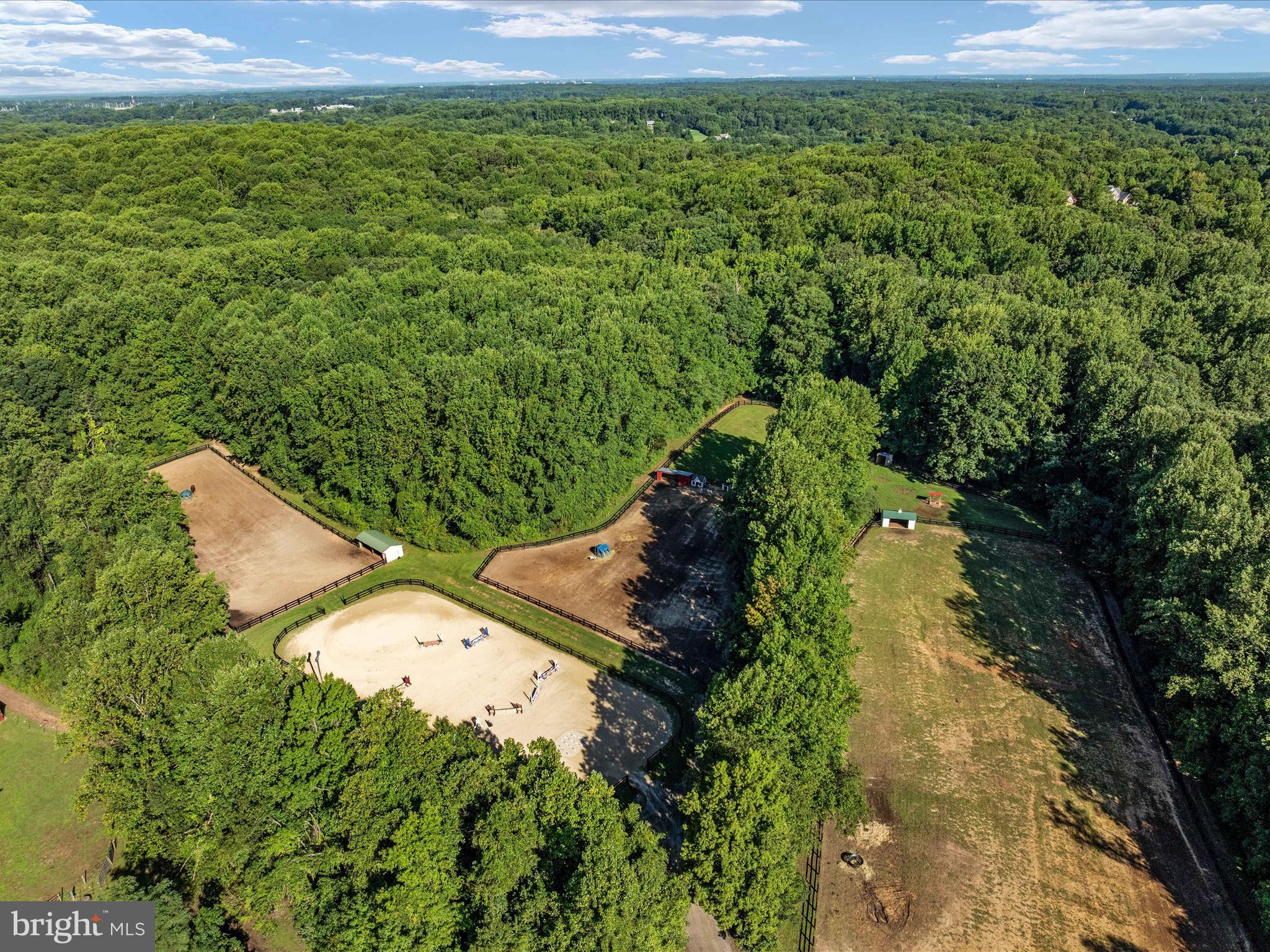 SPRING FIELDS - Residential