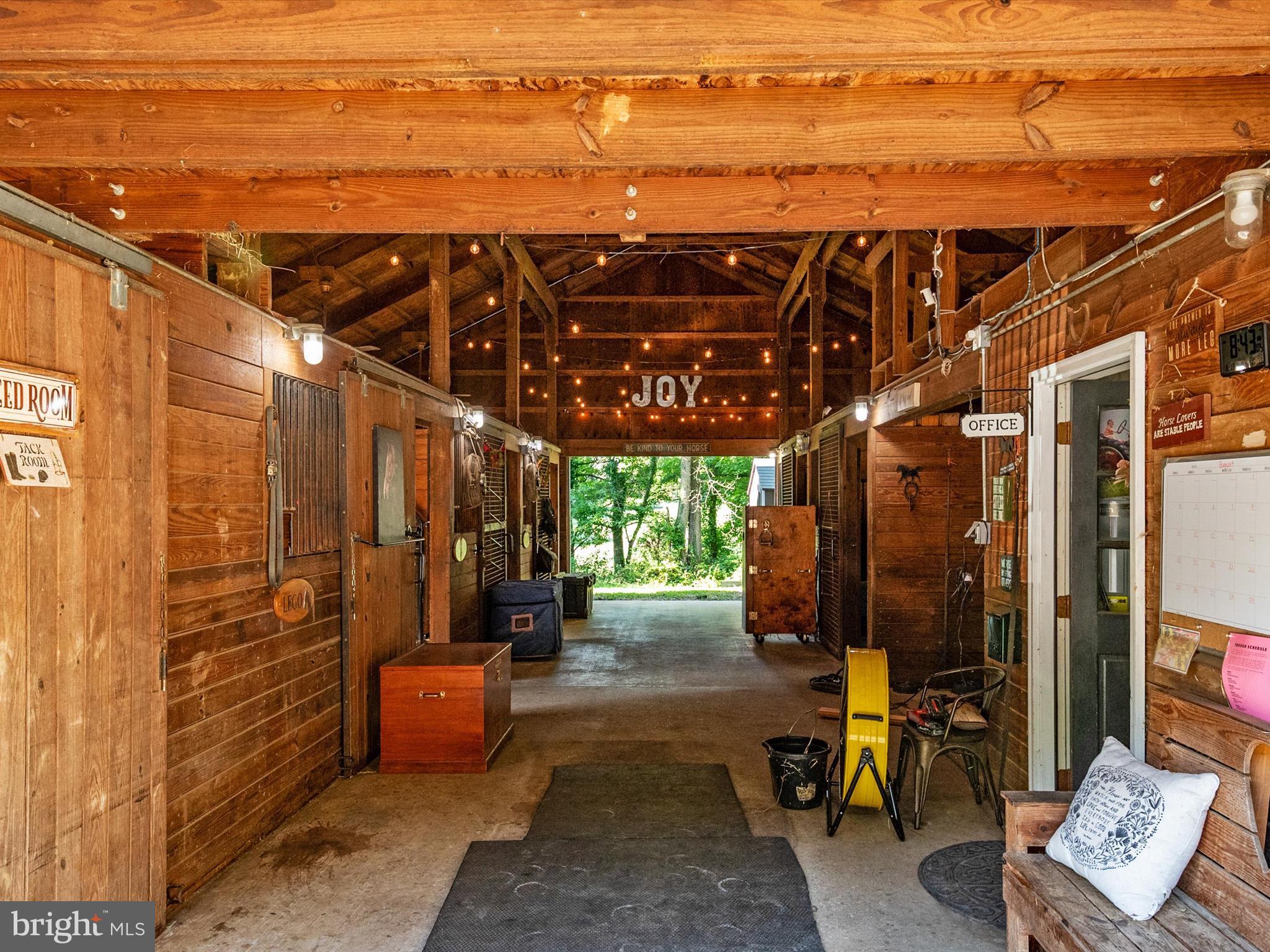 SPRING FIELDS - Residential