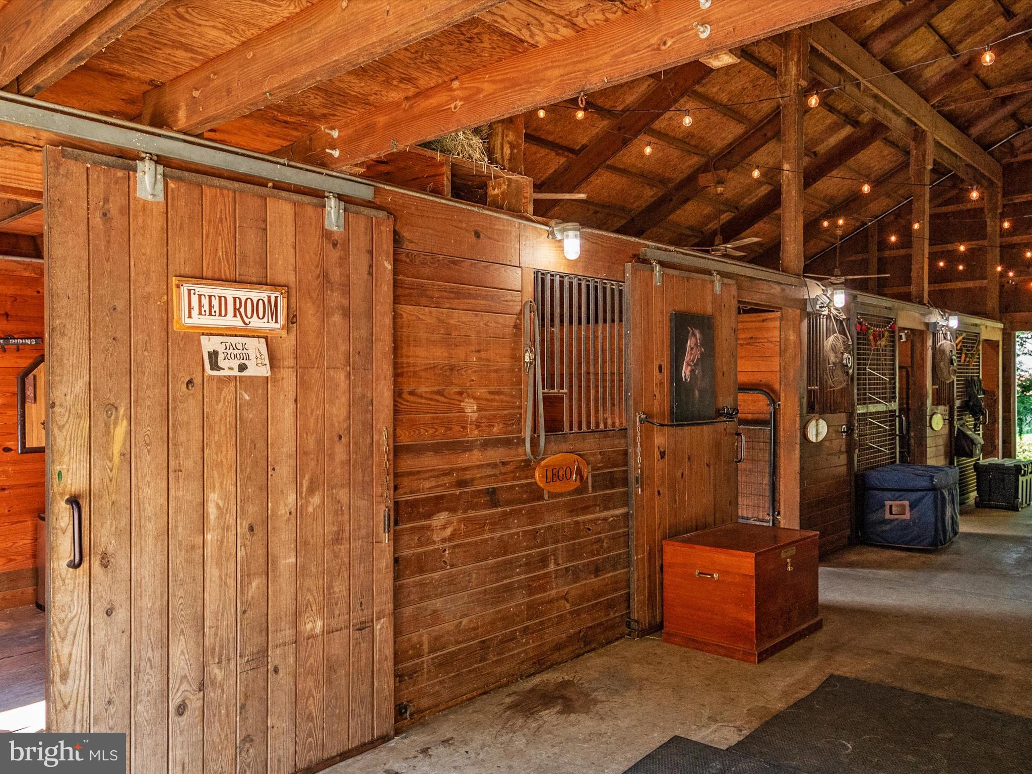 SPRING FIELDS - Residential