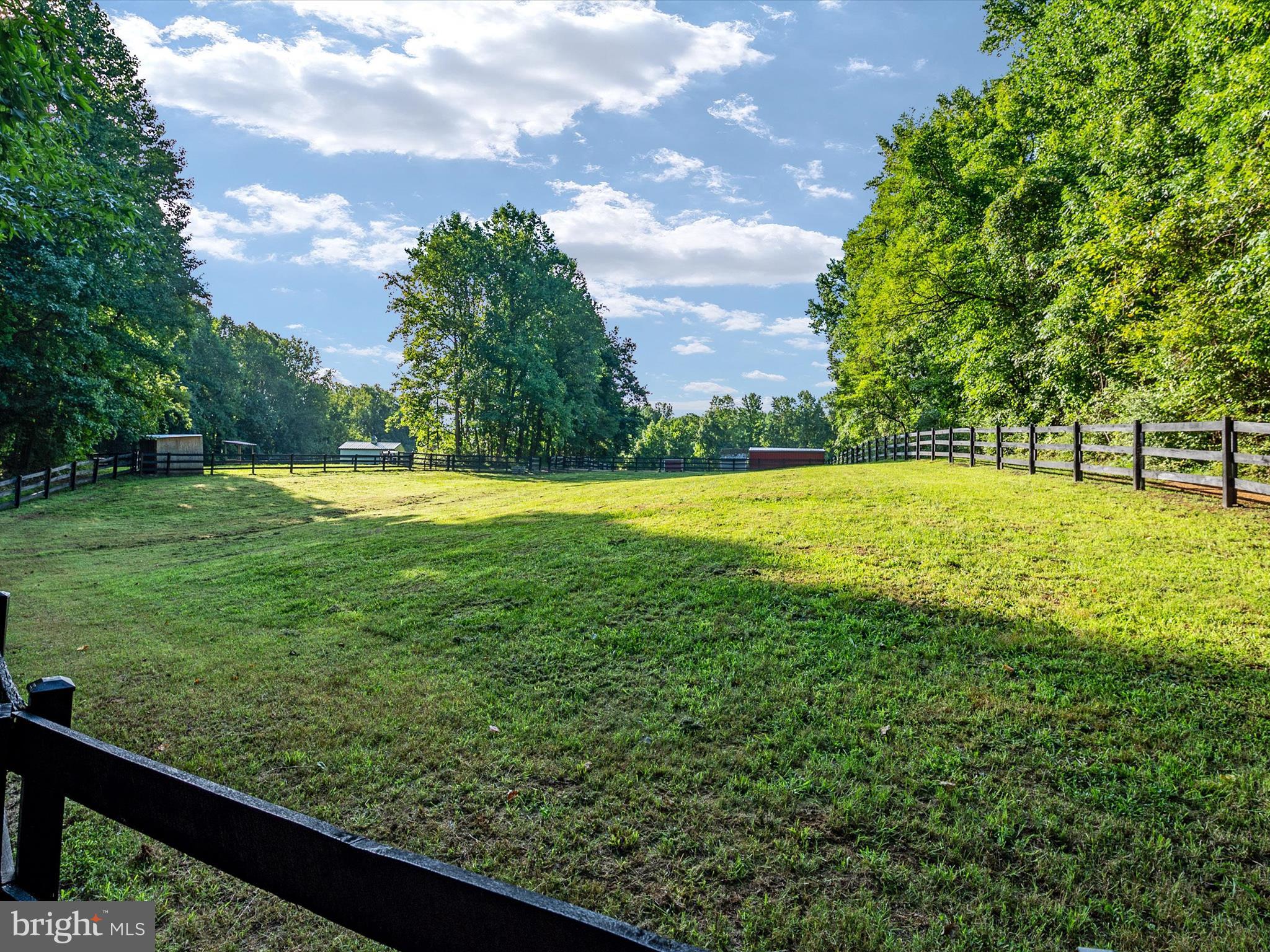 SPRING FIELDS - Residential