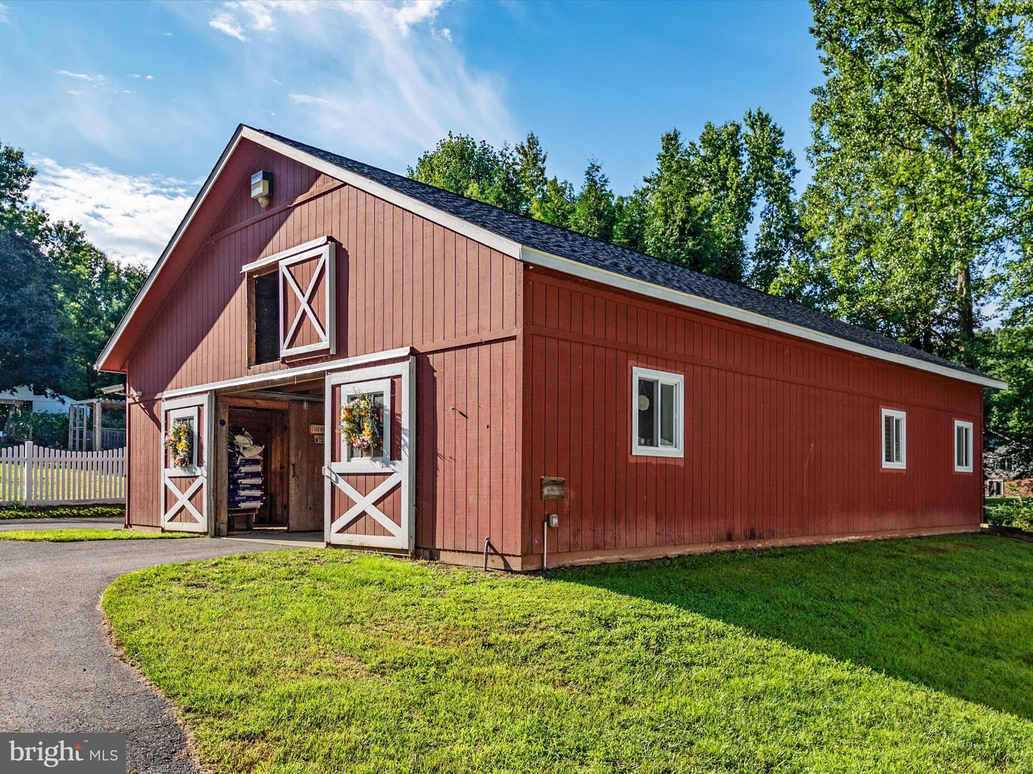 SPRING FIELDS - Residential