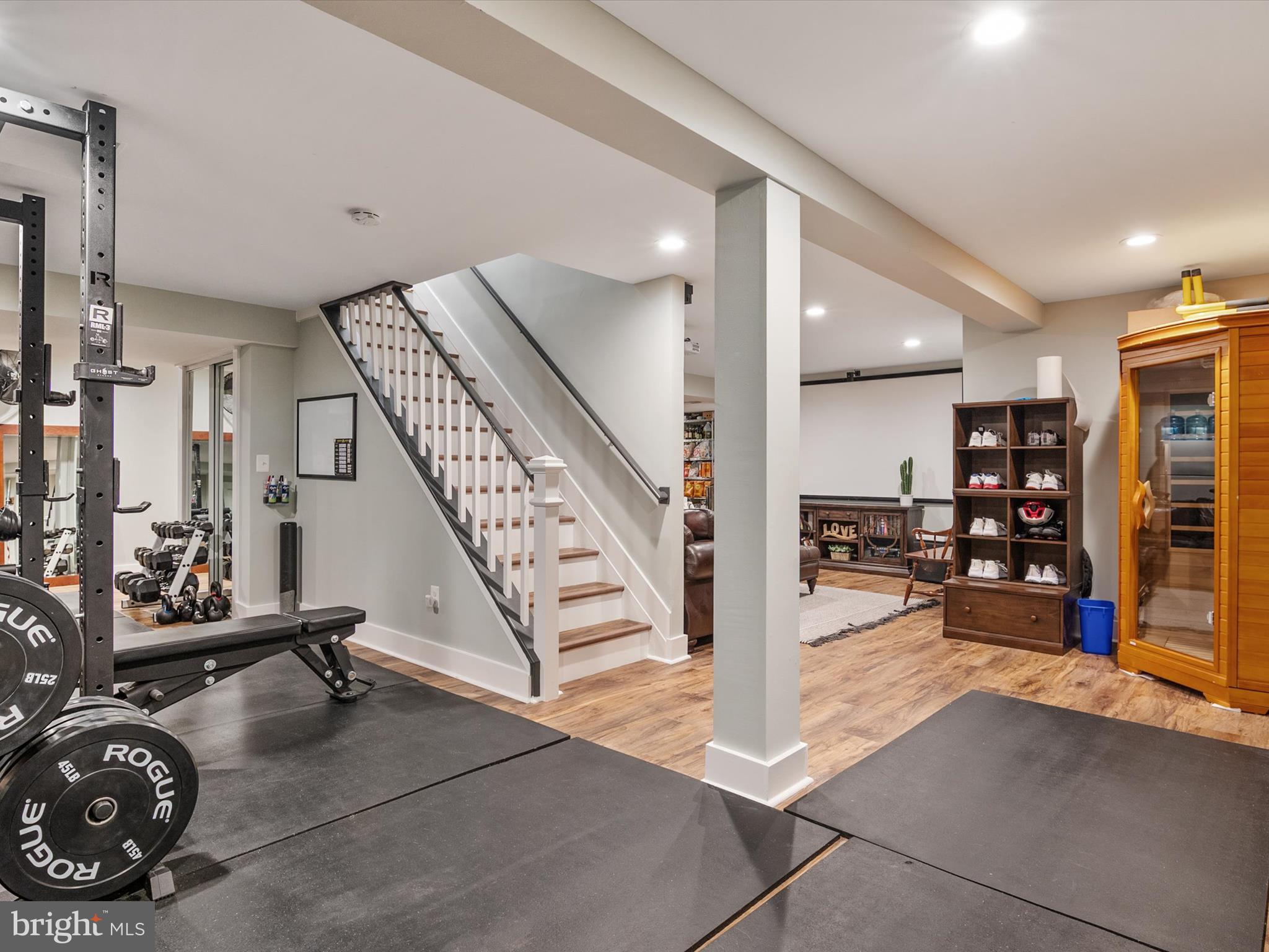 SPRING FIELDS - Residential