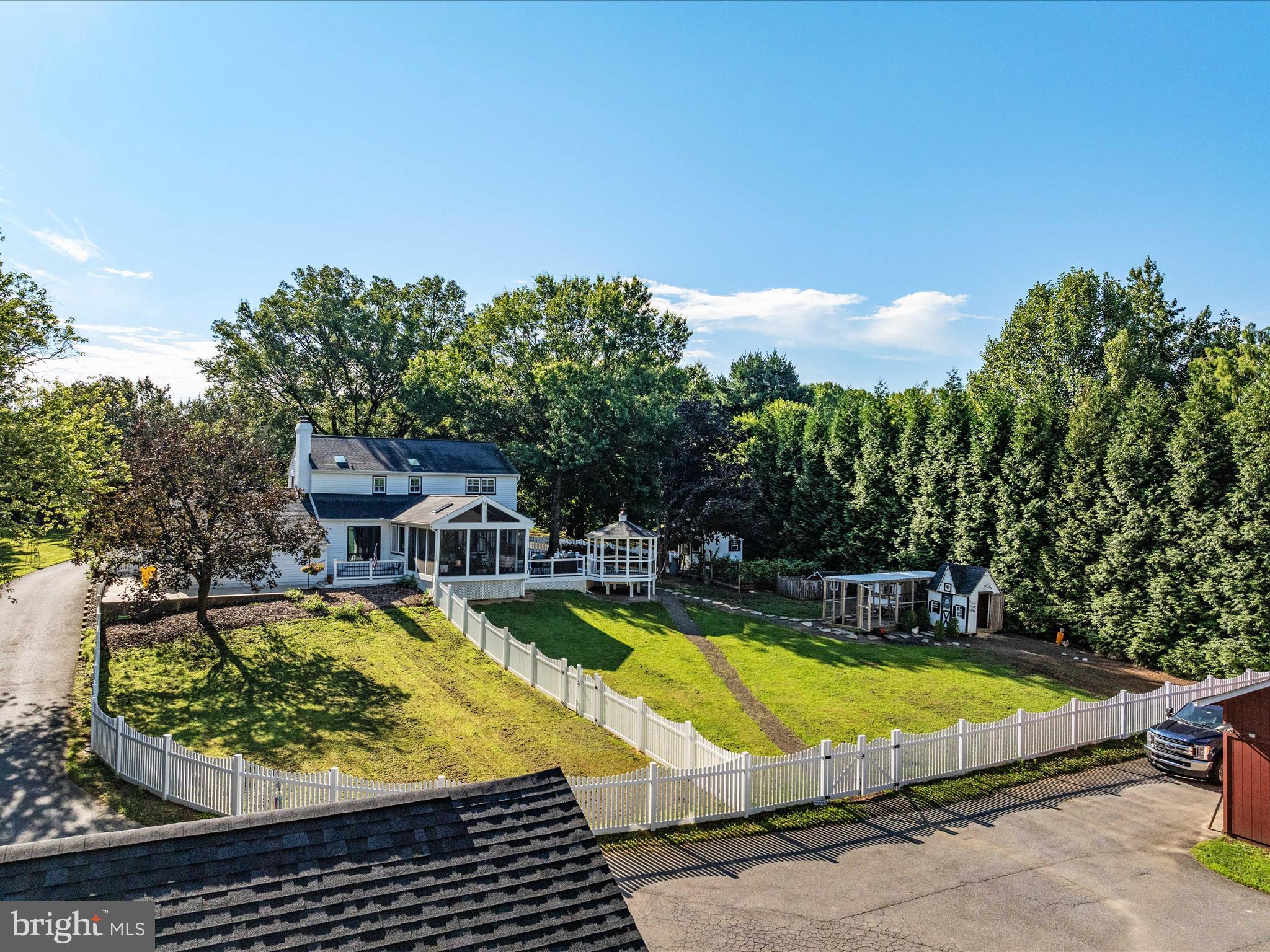 SPRING FIELDS - Residential