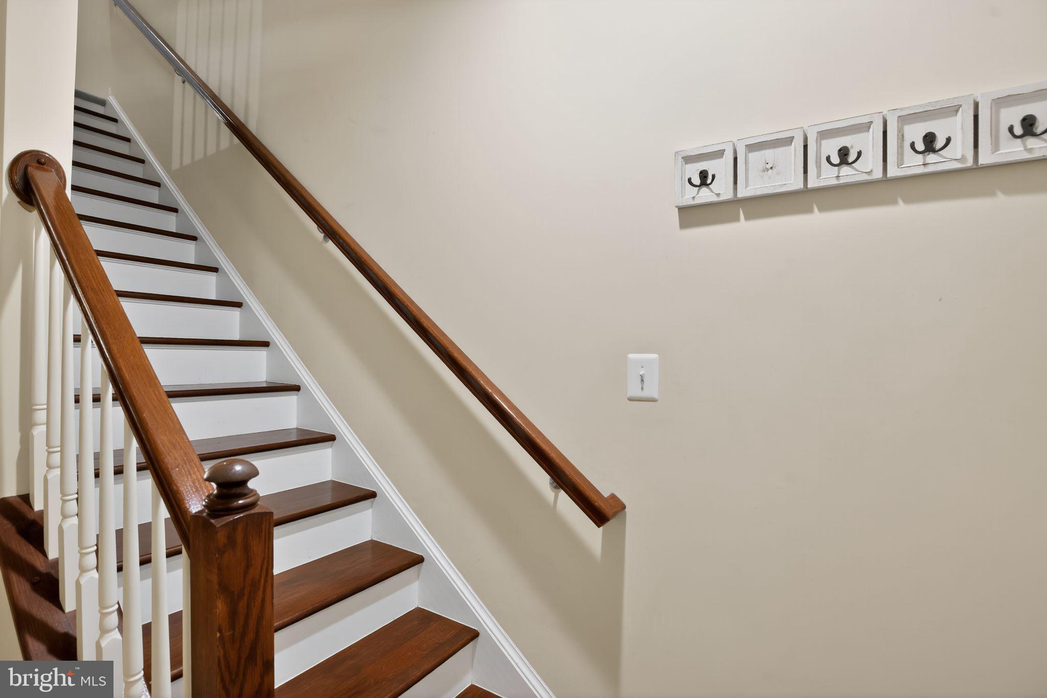 HOWARD SQUARE - Residential