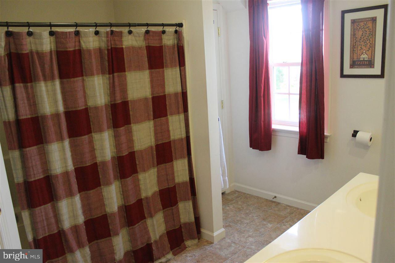 WALLINGFORD - Residential