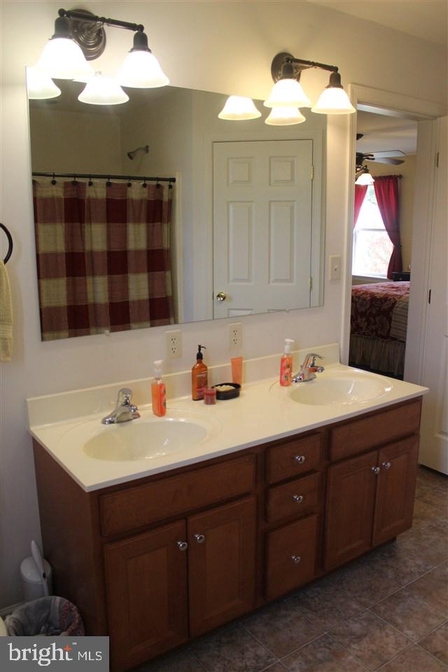 WALLINGFORD - Residential