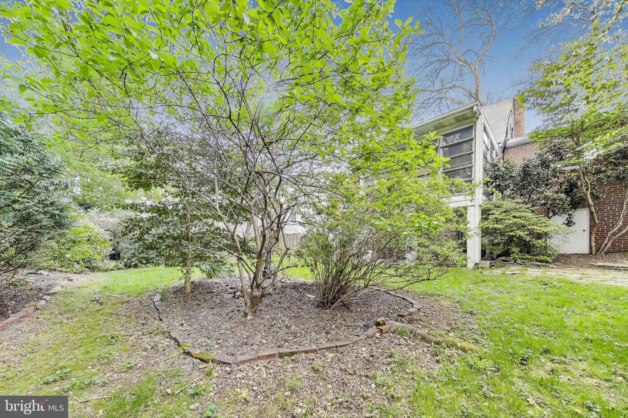 NORTHWOOD VILLAGE - Residential